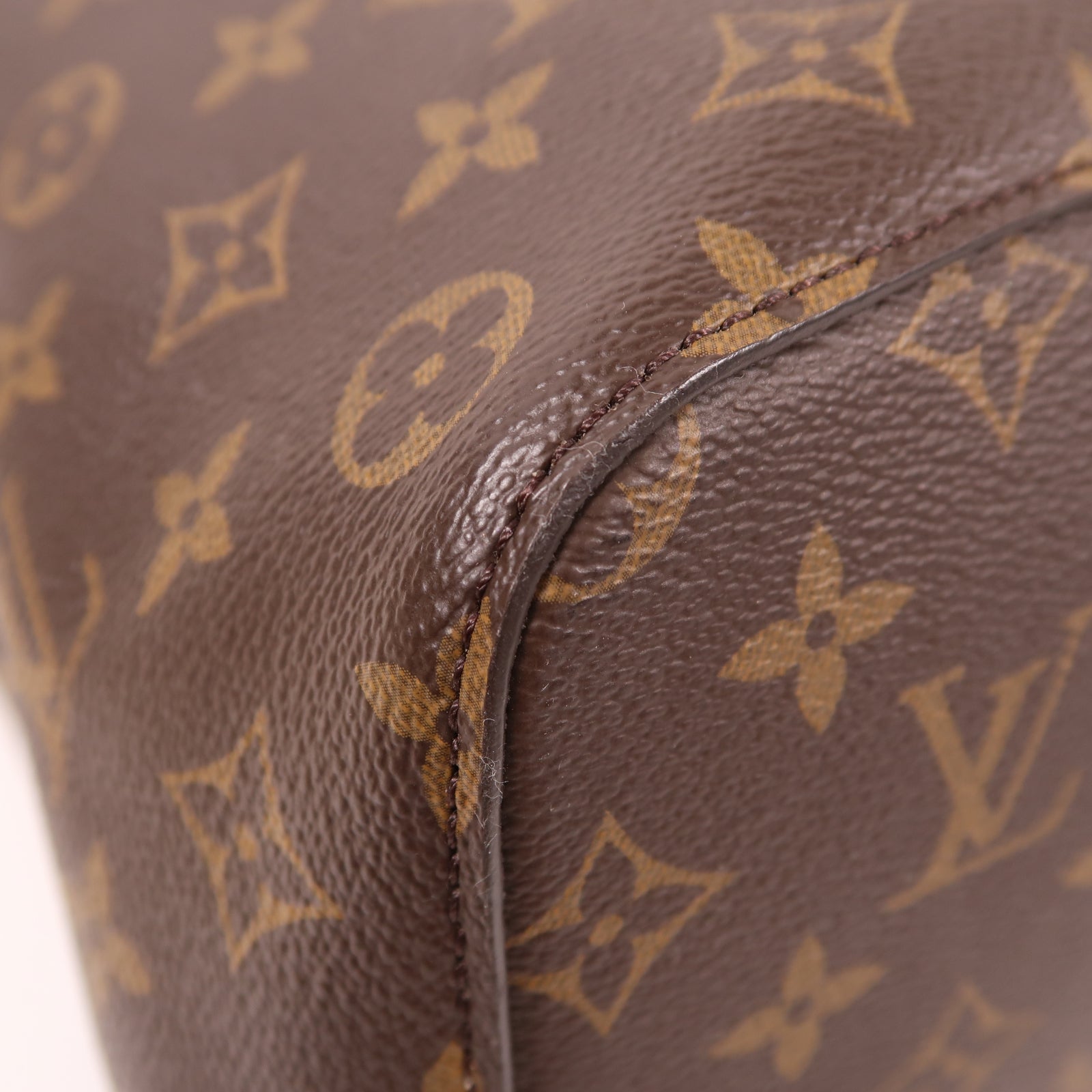LOUIS VUITTON Monogram Neo Noe金扣肩背袋啡色