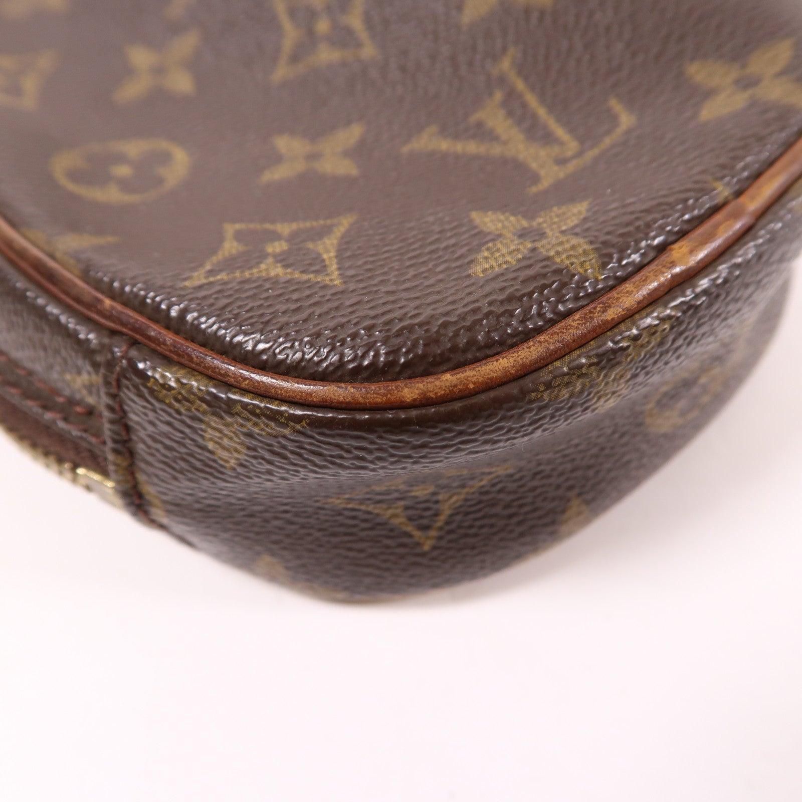 LOUIS VUITTON Monogram Pochette Gange金扣腰包