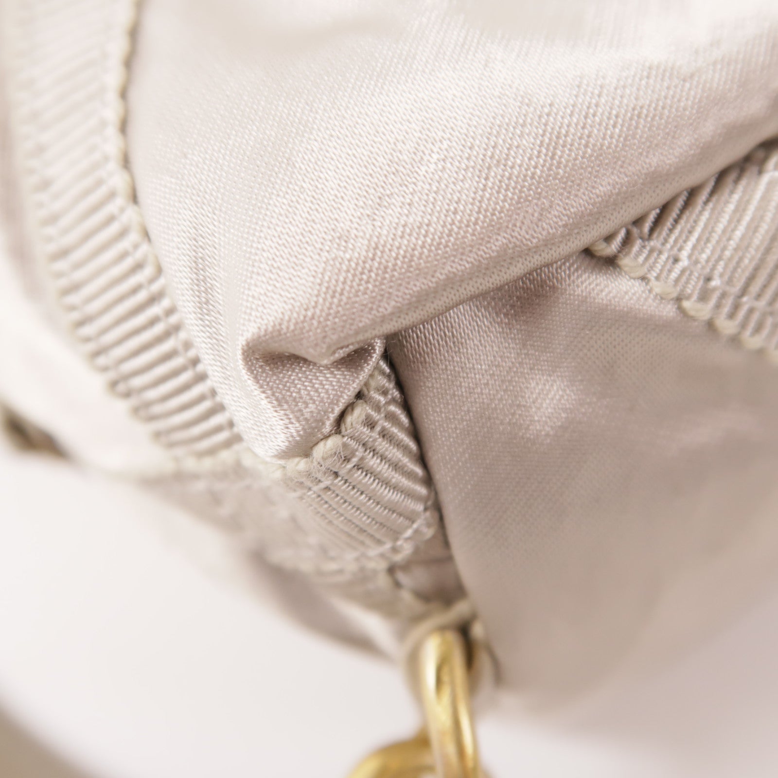 CHANEL 尼龍Accessories Pouch金扣手挽袋