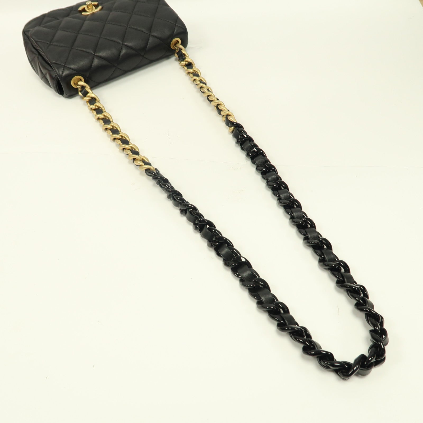 CHANEL 菱格羊皮皮革Small Flap金扣鏈帶肩背袋黑色