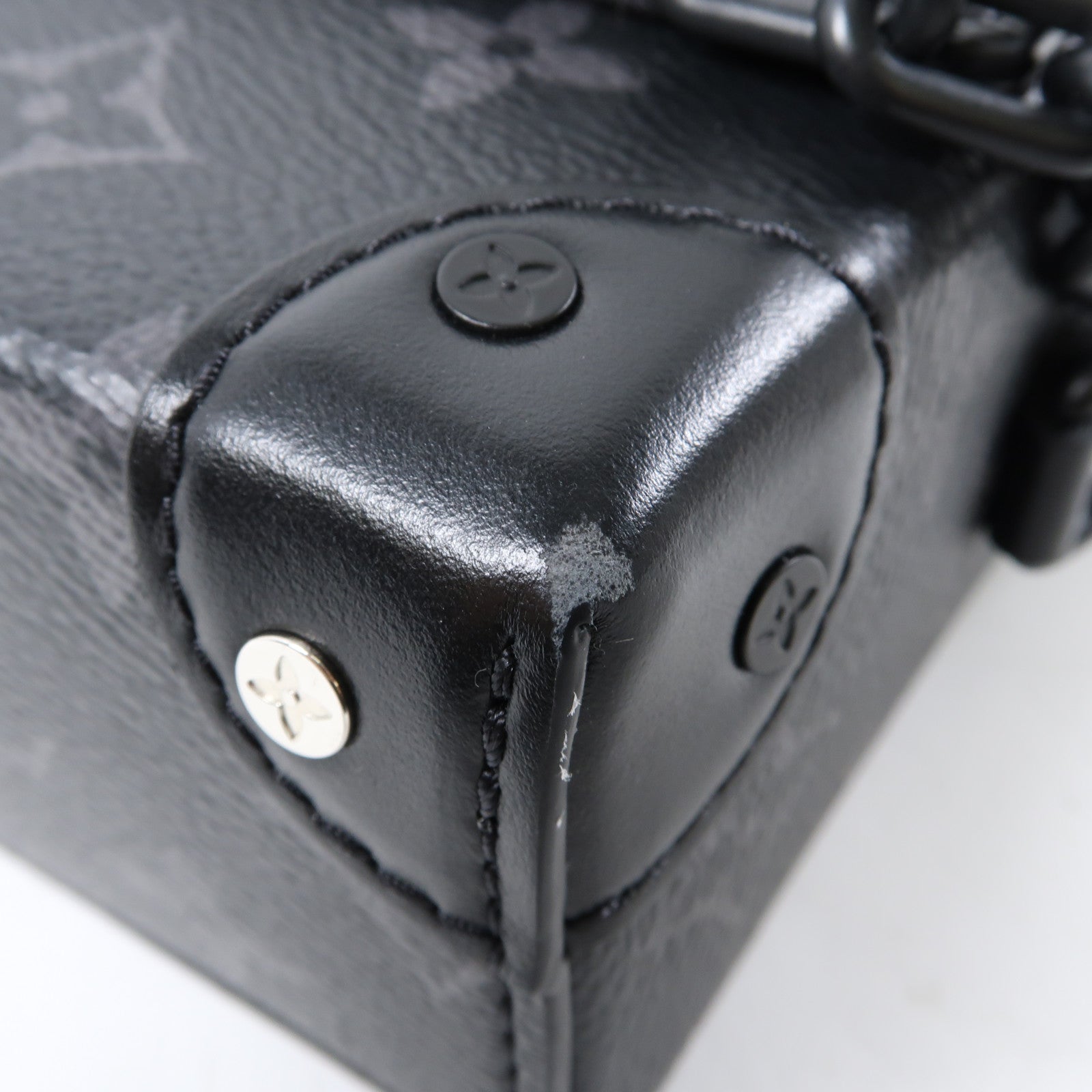 LOUIS VUITTON Monogram Eclipse Steamer Wearable Wallet肩背袋黑色