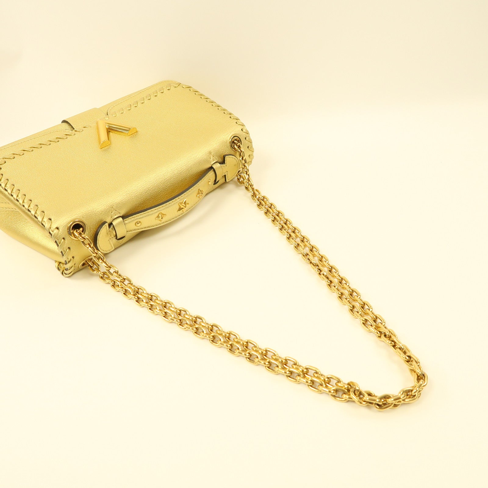 LOUIS VUITTON 牛皮皮革Very Chain金扣手挽肩背兩用袋金色