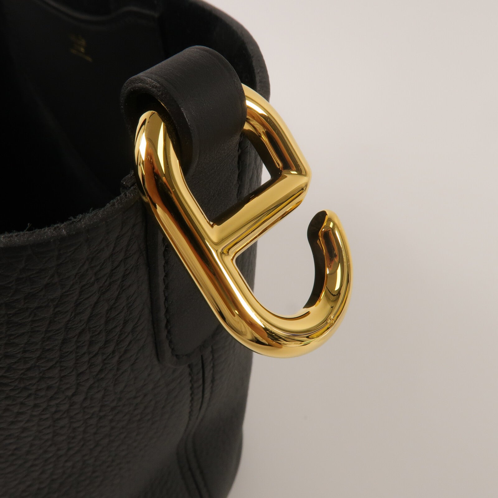 HERMES Clemence皮革In The Loop 18手挽袋Noir