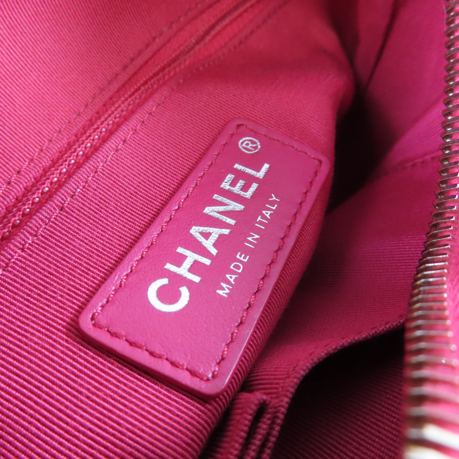 CHANEL 【激減優惠】菱格皮革Gabrielle Small Chain Shoulder Bag金扣鏈帶肩背袋粉紅色