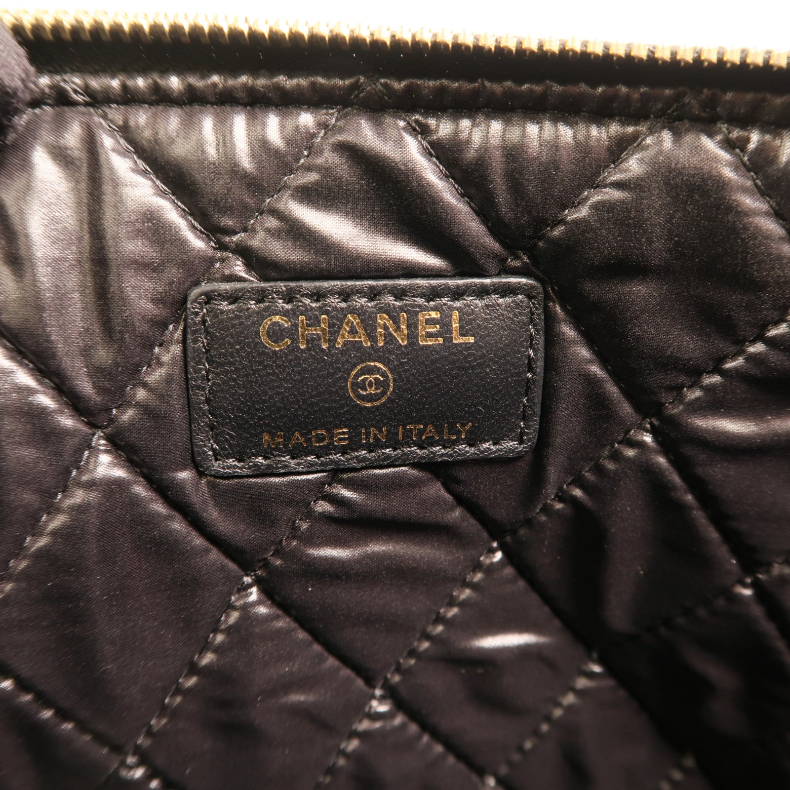 CHANEL 羊皮皮革Clutch金扣手拿包