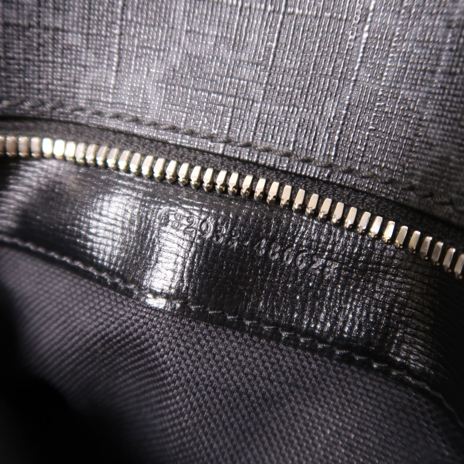 GUCCI 塗層帆布Waist Bag銀扣腰包