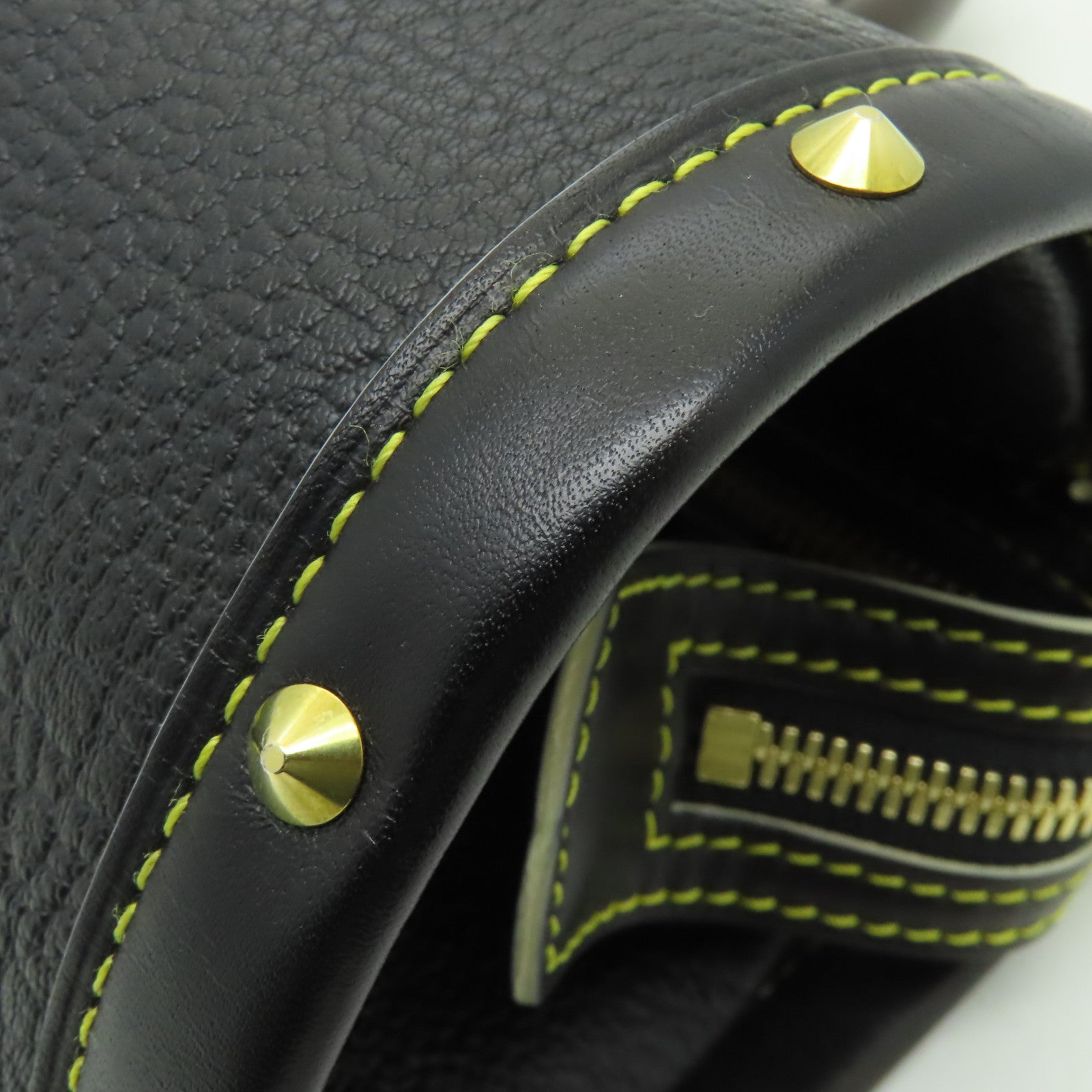 LOUIS VUITTON 【激減優惠】牛皮皮革Epanui PM金扣手挽袋黑色