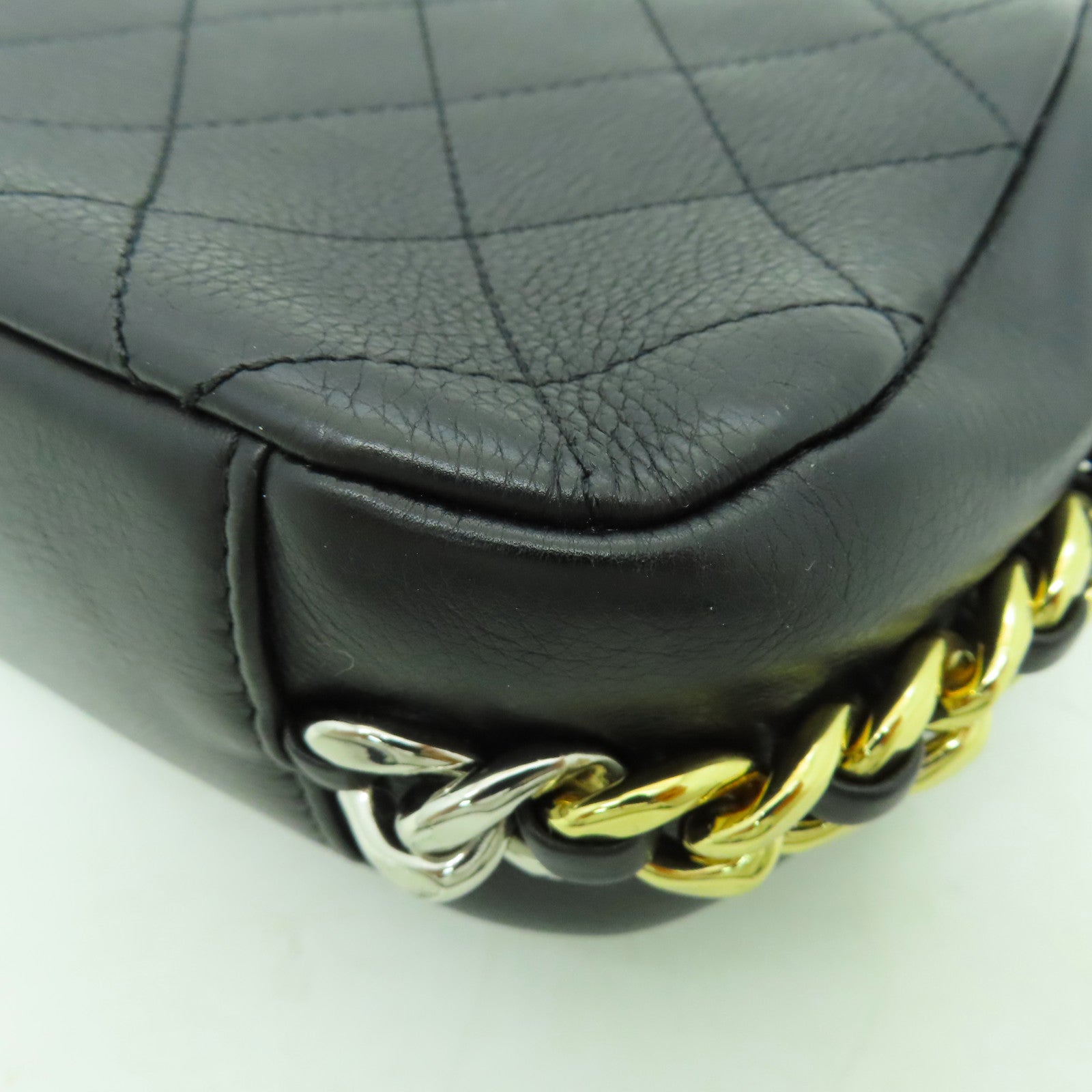 CHANEL 菱格牛皮皮革Chain Shoulder鏈帶肩背袋黑色