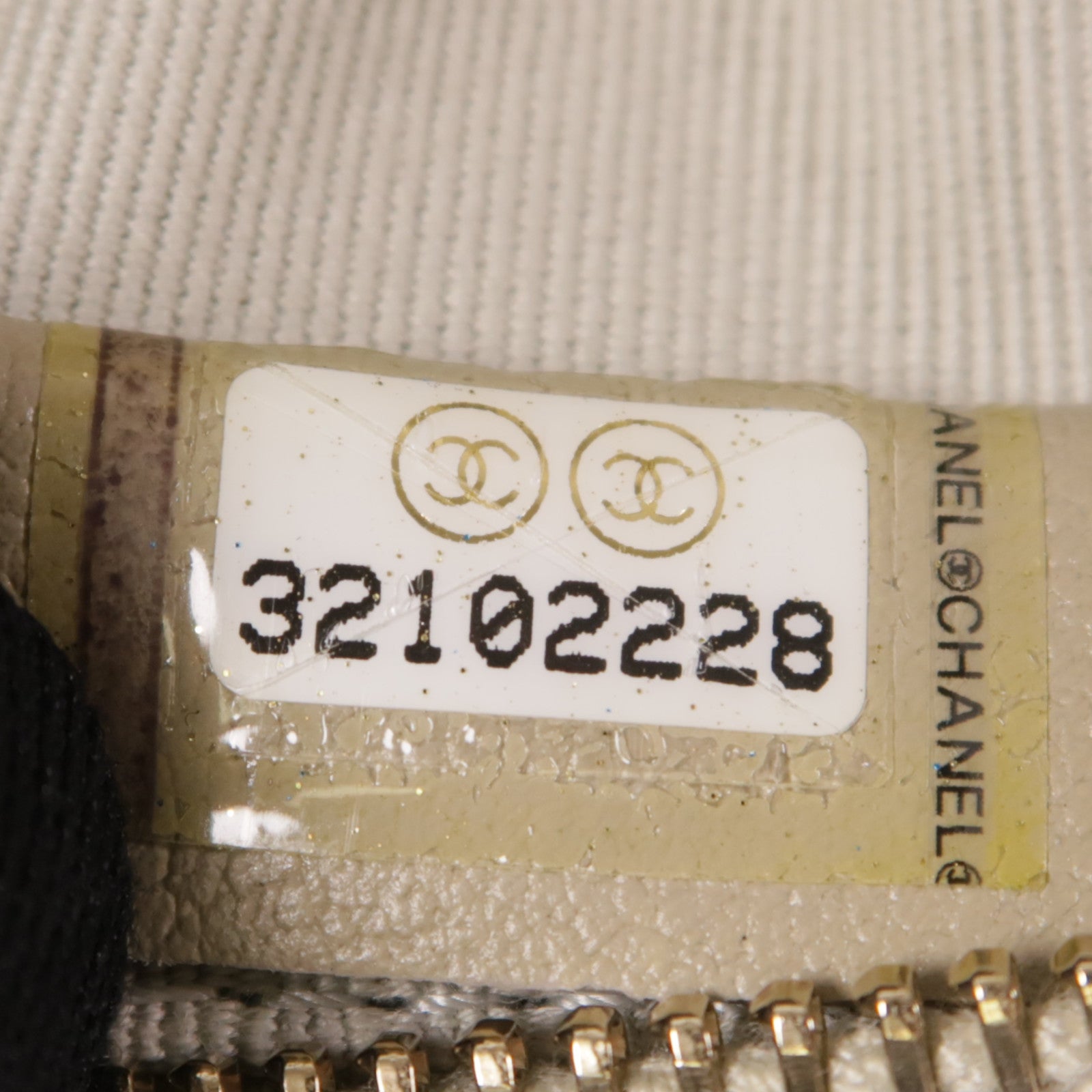 CHANEL 尼龍Accessories Pouch金扣手挽袋