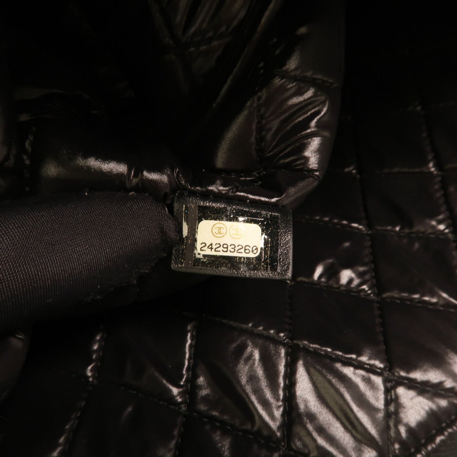 CHANEL 羊皮皮革Clutch金扣手拿包
