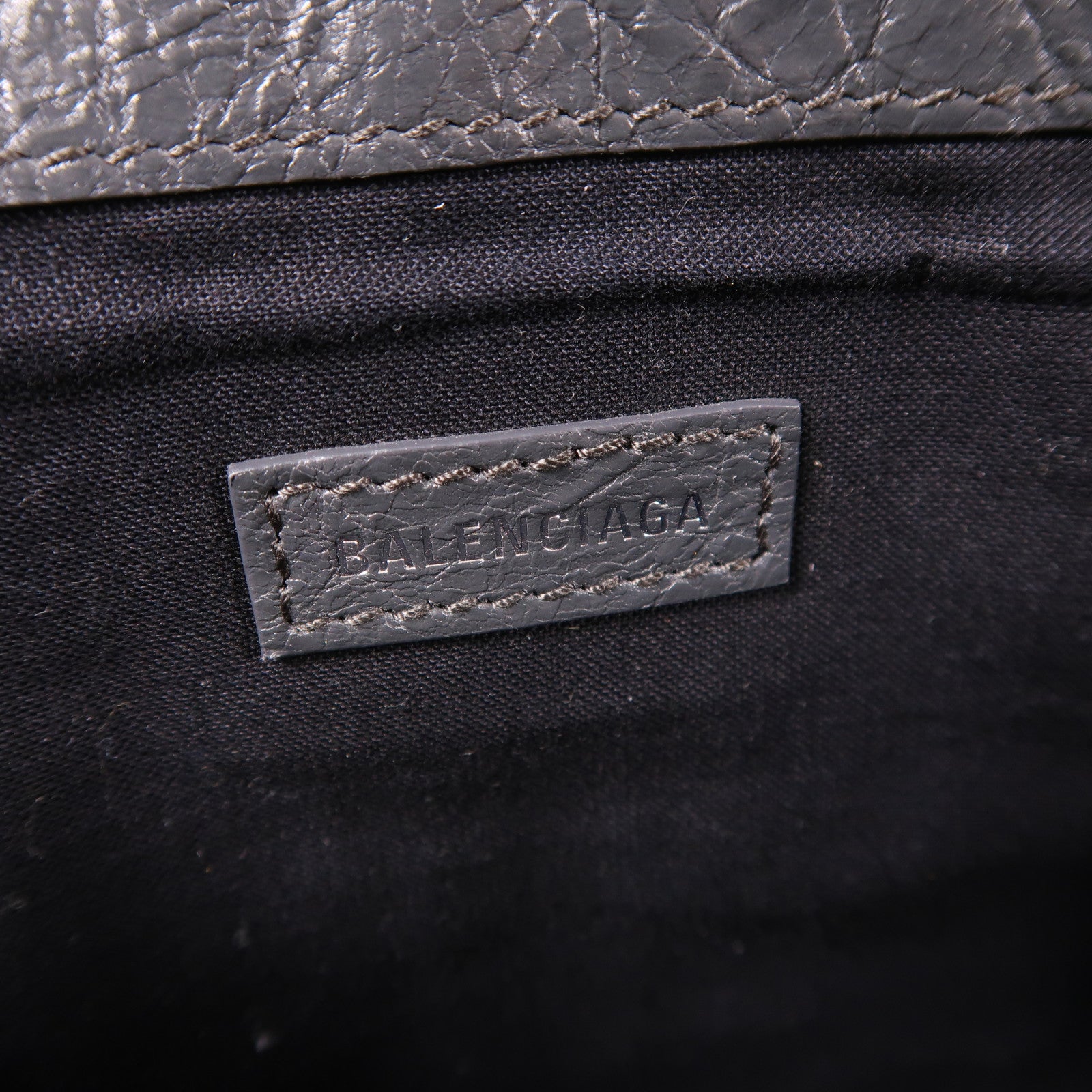 BALENCIAGA 牛皮皮革Clutch銀扣手拿包