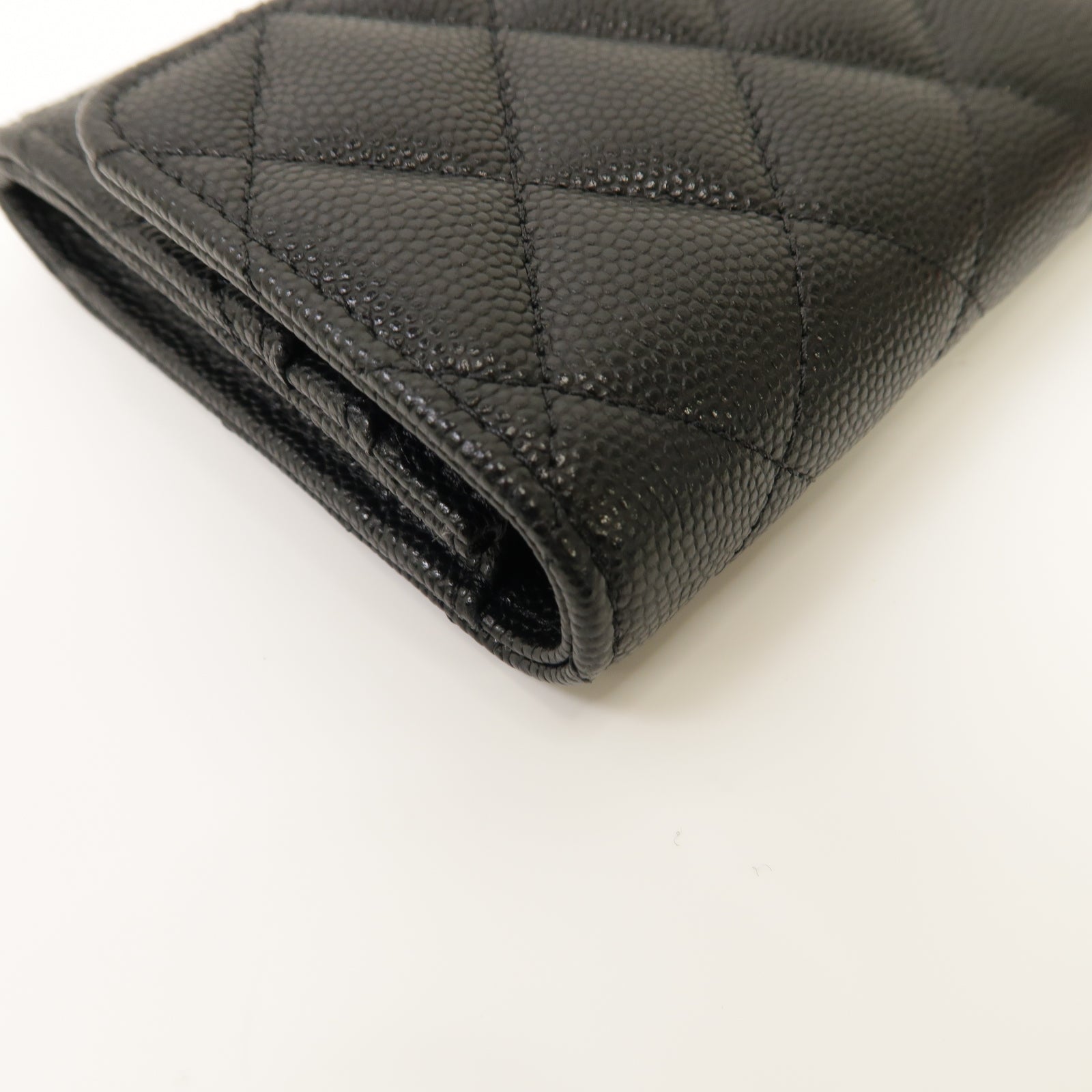 CHANEL Caviar皮革Wallet金扣錢包黒色