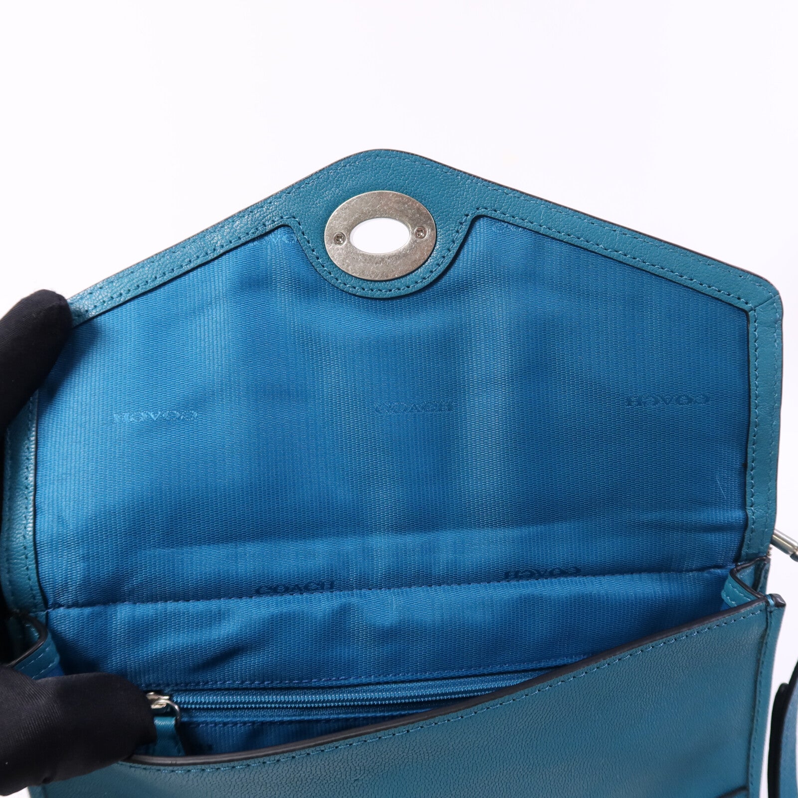 COACH 牛皮皮革Shoulder Bag銀扣肩背袋