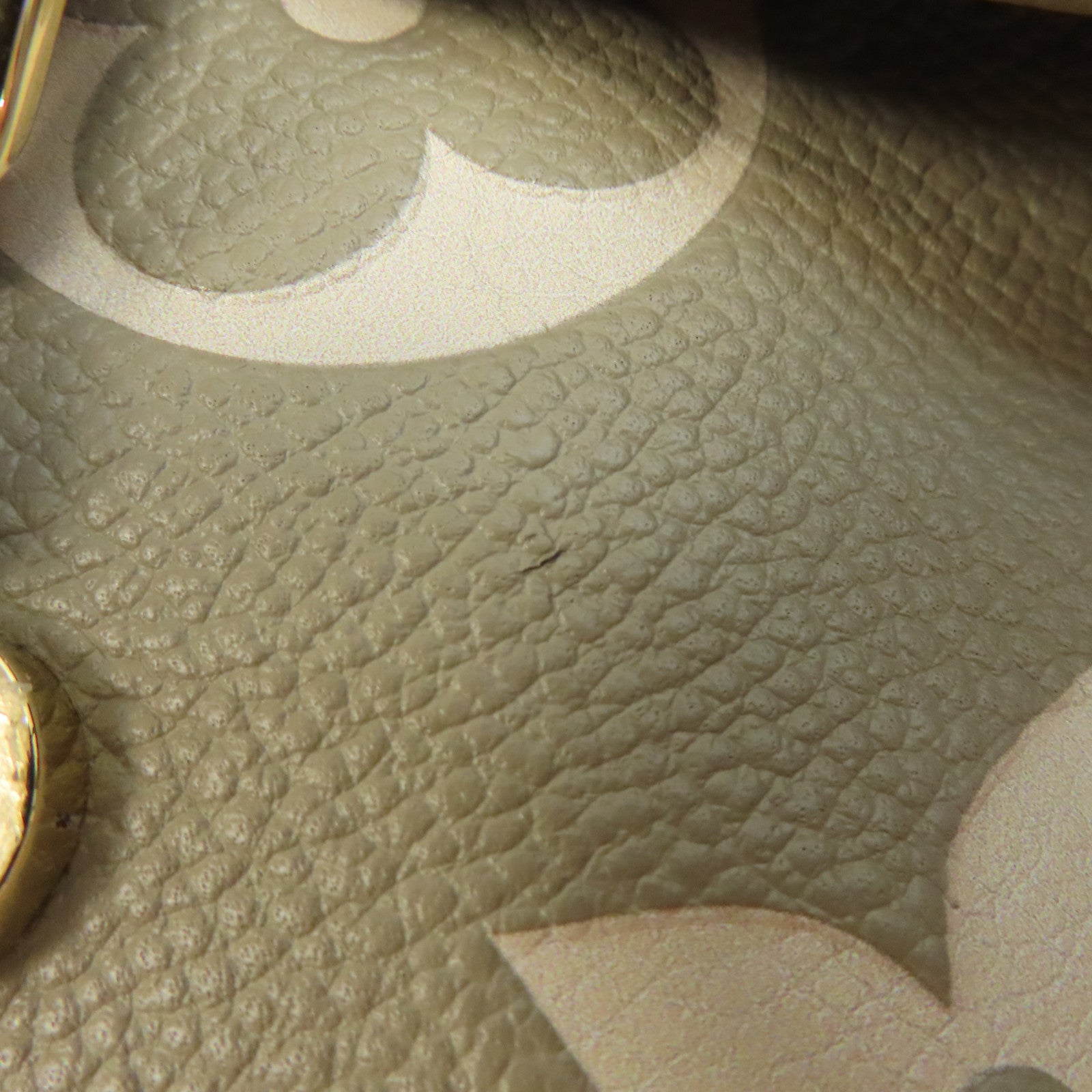 LOUIS VUITTON Monogram Empereinte Diane金扣肩背袋米色