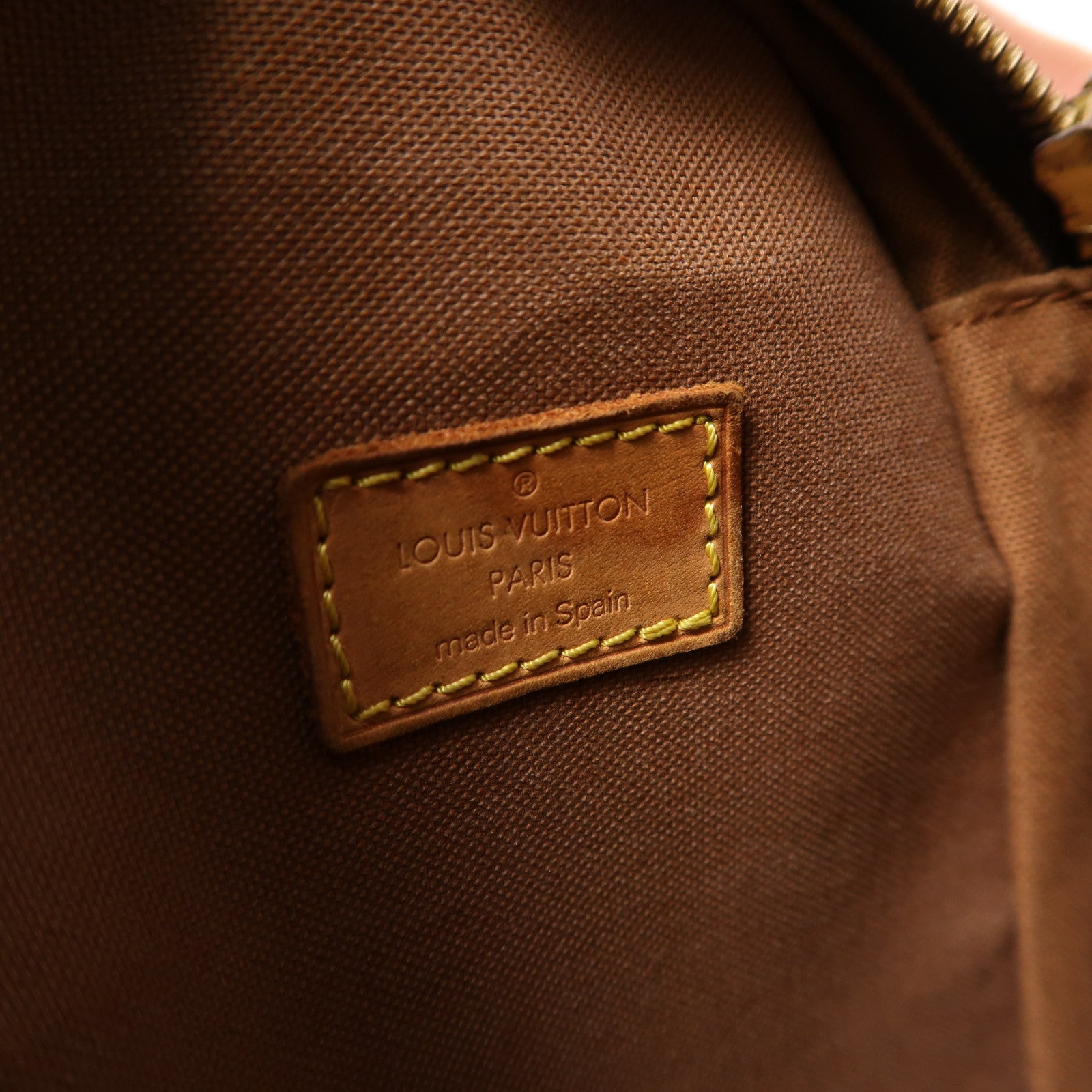 LOUIS VUITTON Monogram Pochette Gange金扣腰包