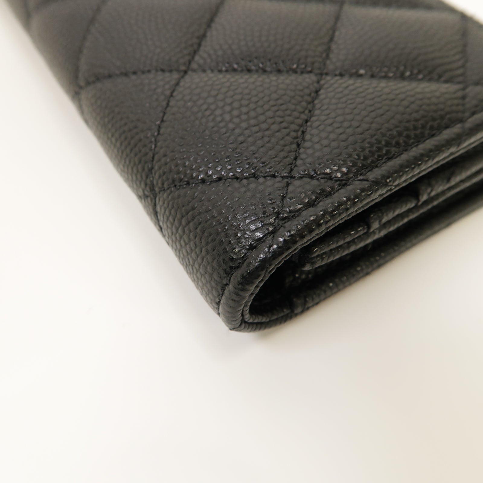 CHANEL Caviar皮革Wallet金扣錢包黒色