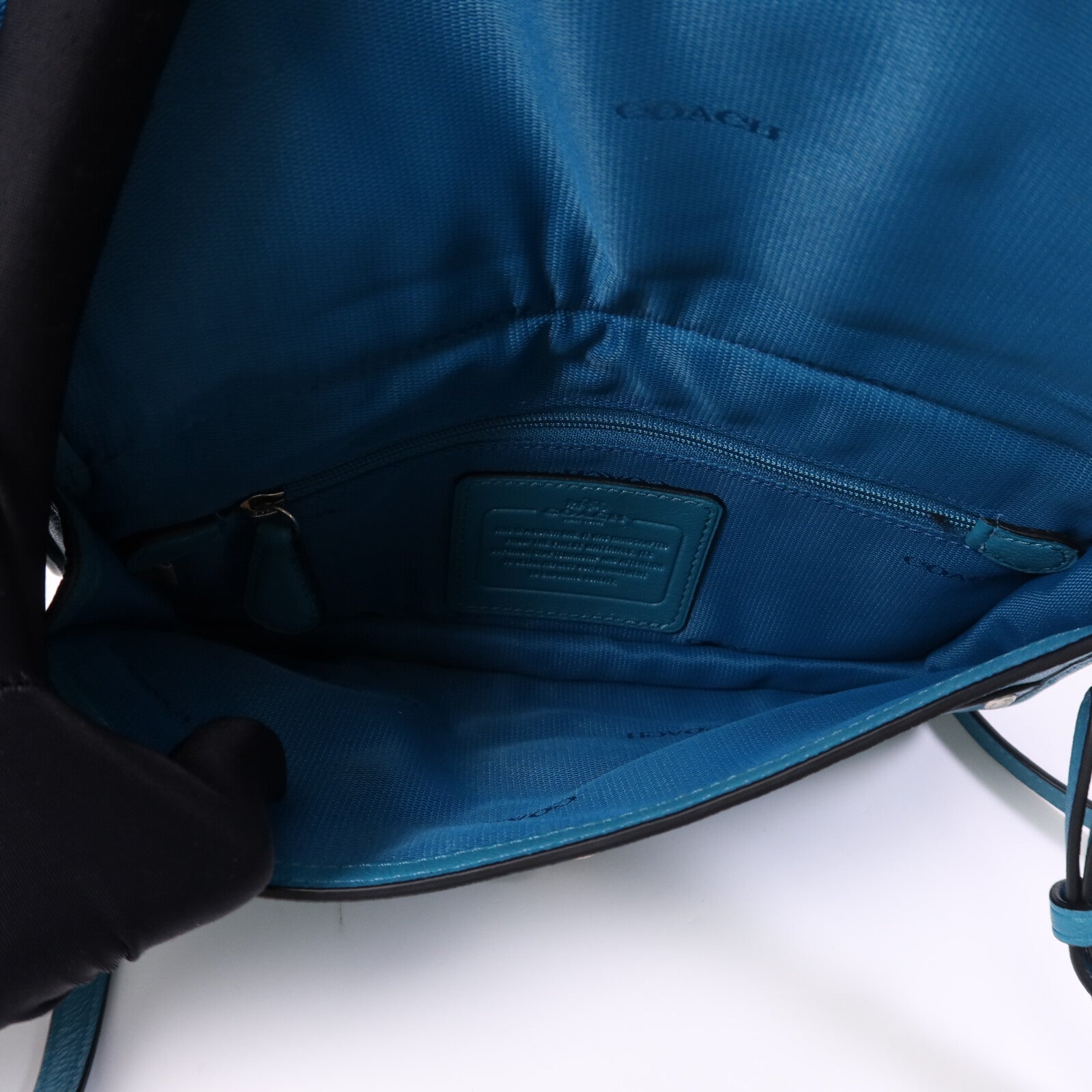 COACH 牛皮皮革Shoulder Bag銀扣肩背袋
