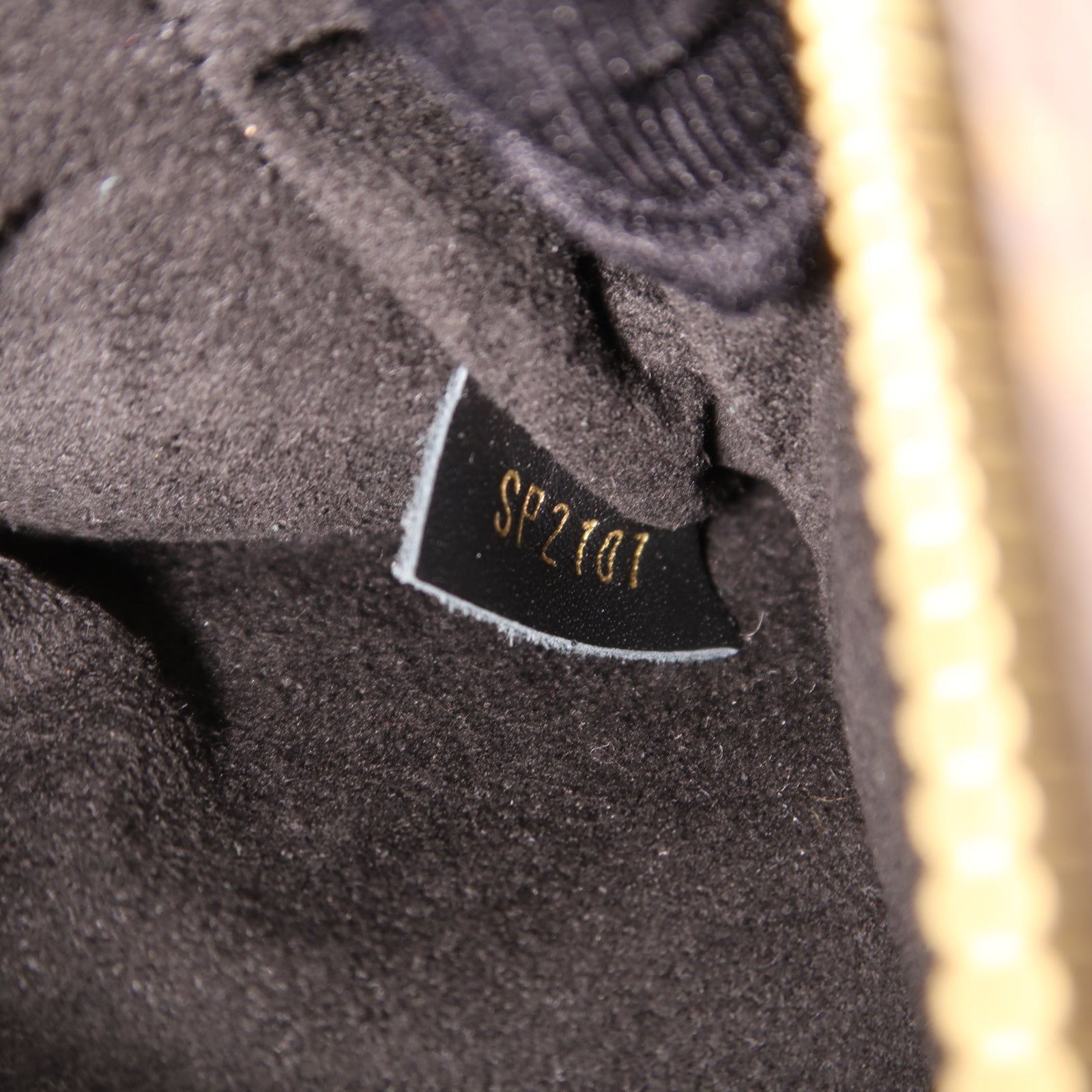 LOUIS VUITTON Monogram Neo Noe金扣肩背袋啡色