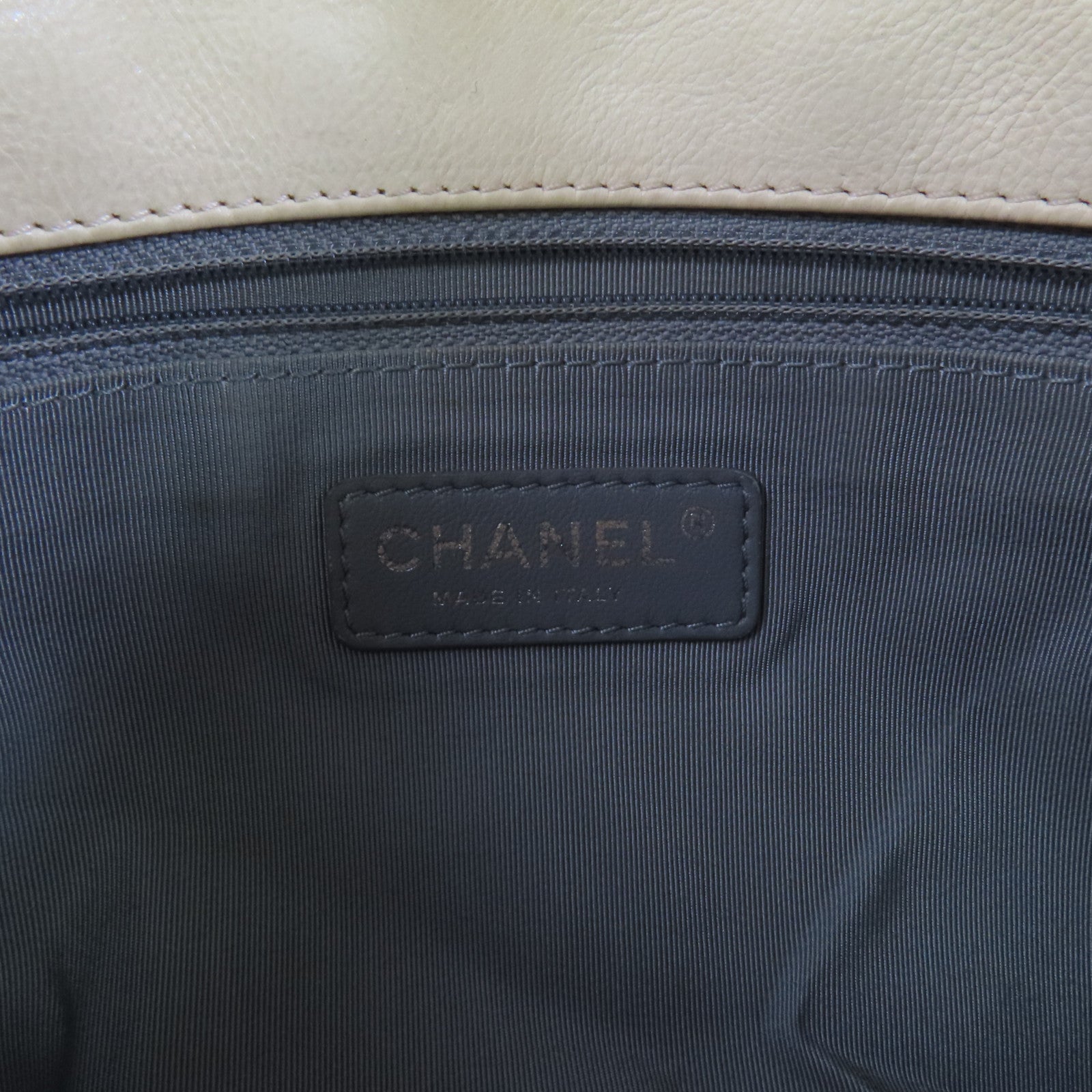 CHANEL 牛皮皮革Chain Shoulder銀扣鏈帶肩背袋