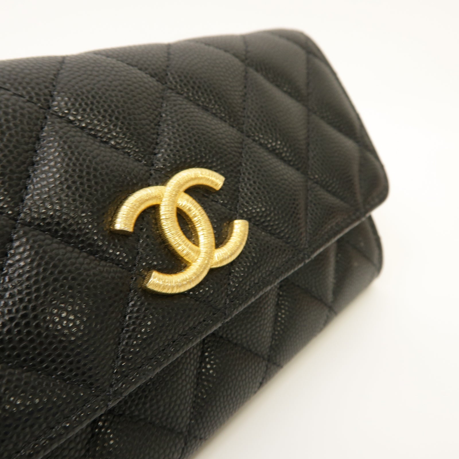 CHANEL Caviar皮革Wallet金扣錢包黒色