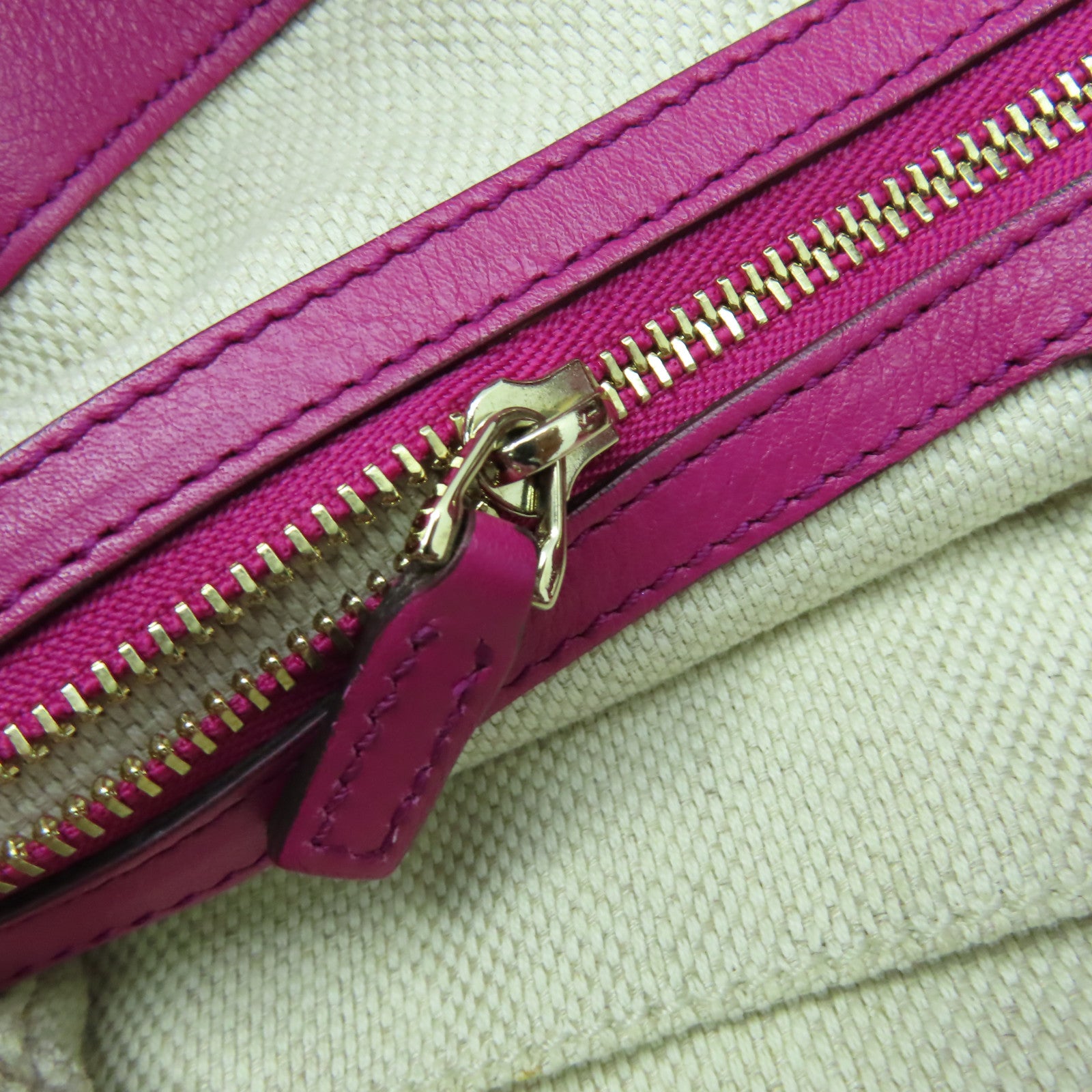 GUCCI 【激減優惠】漆皮皮革Shoulder Bag金扣肩背袋紅色/粉紅色
