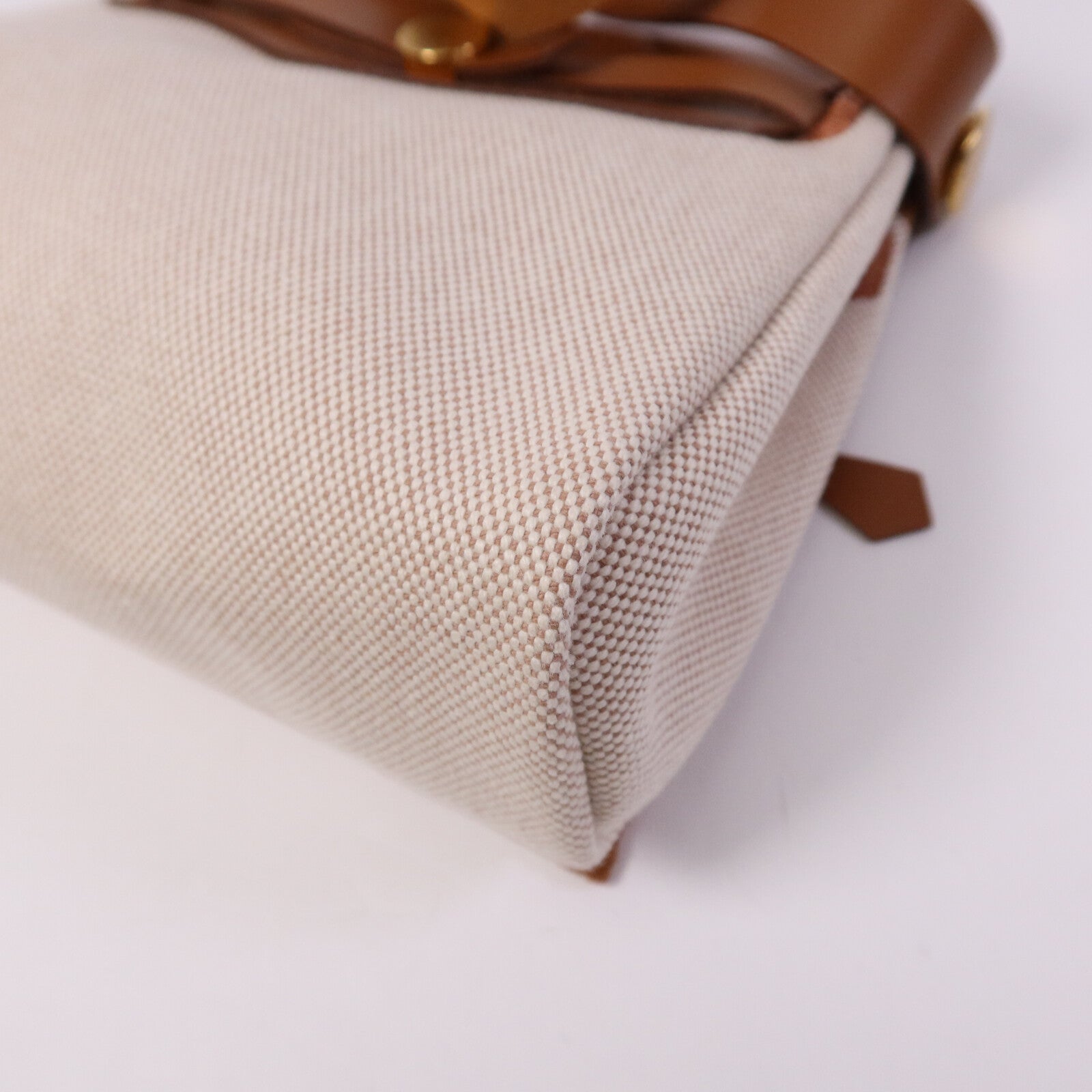 HERMES 帆布Mini Herbag金扣肩背袋Fauve
