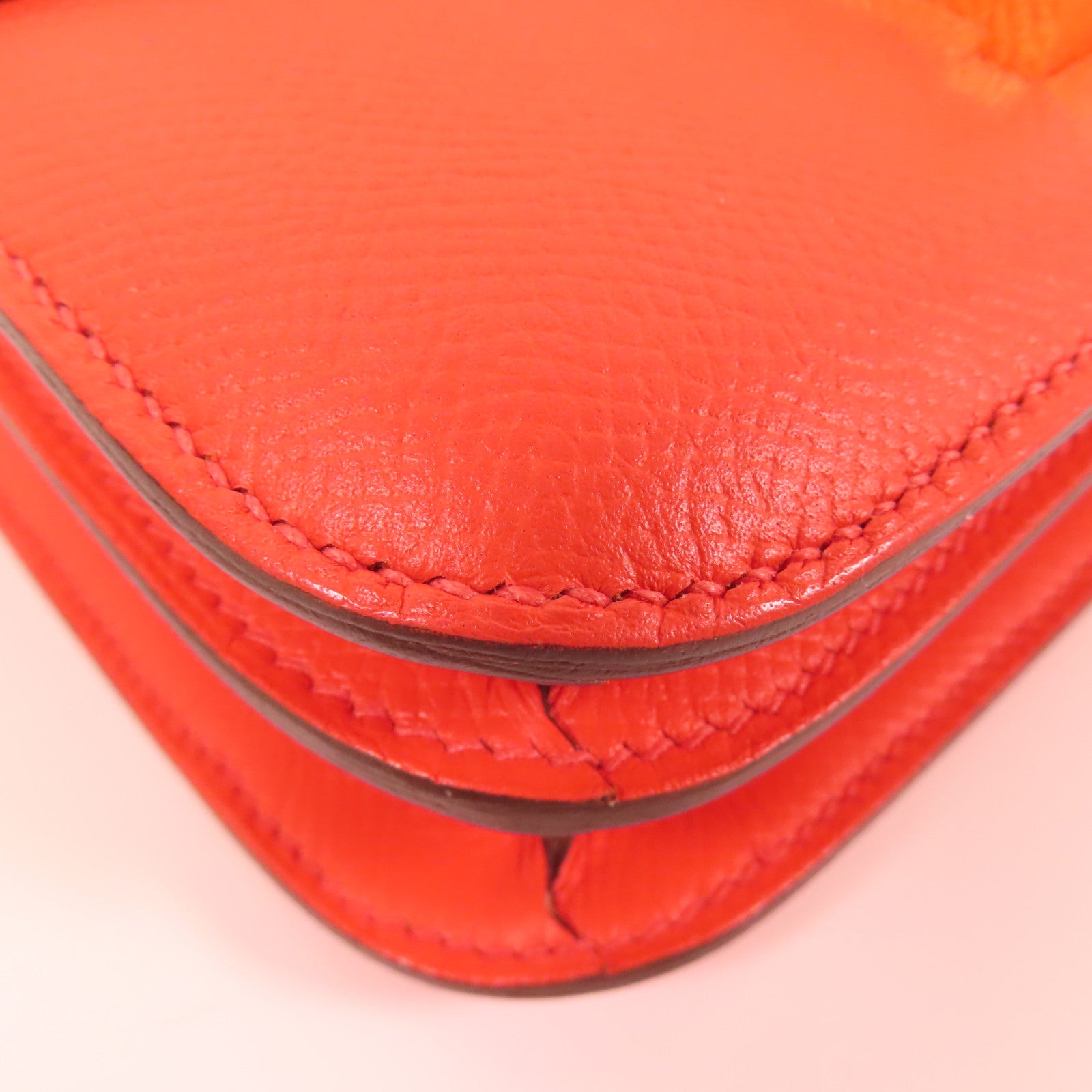 HERMES Epsom皮革Constance Mini金扣肩背袋Red