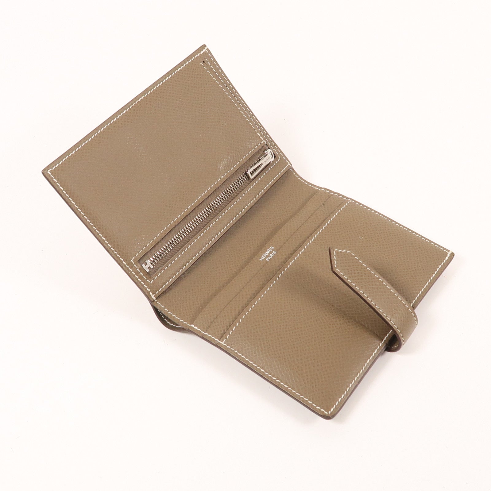 HERMES Epsom皮革Bearn Compact銀扣錢包Etoupe 18