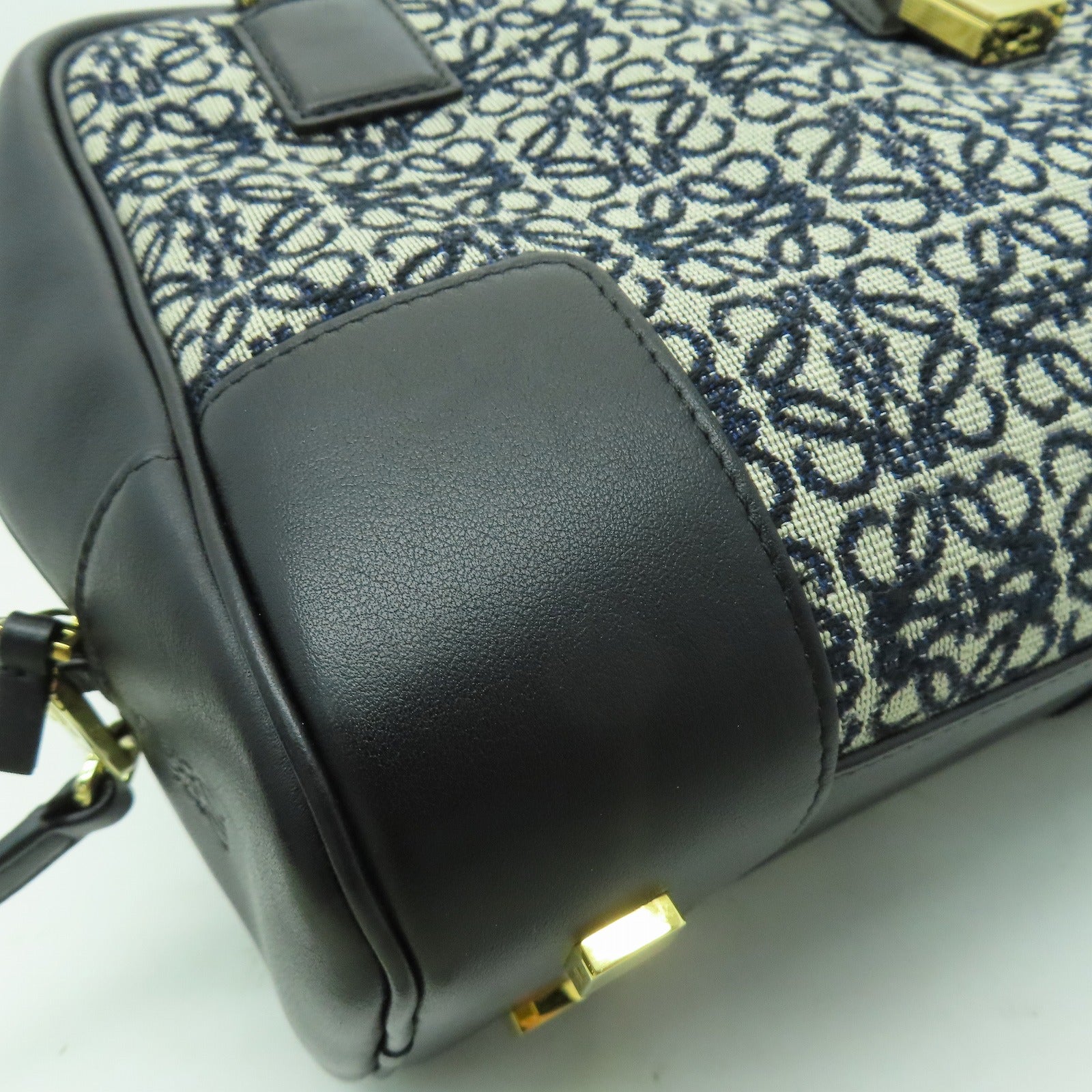 LOEWE 牛皮皮革/帆布Amazon 19金扣手挽肩背兩用袋黑色