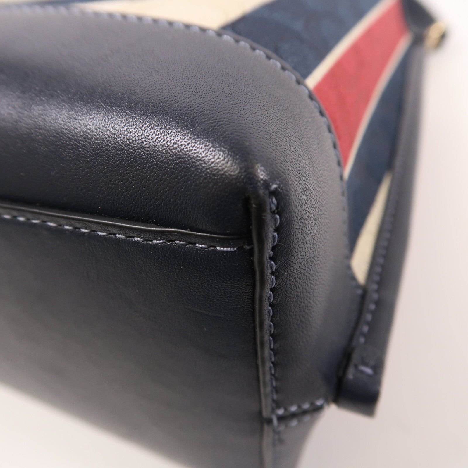COACH 帆布Mollie Bucket Bag金扣手挽肩背兩用袋