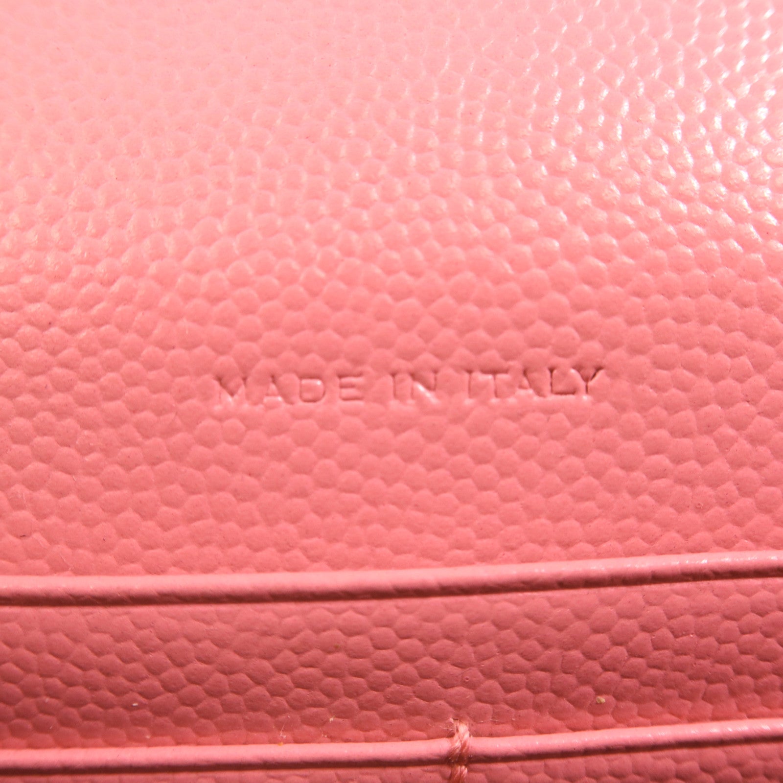 YVES SAINT LAURENT 牛皮皮革WOC金扣肩背袋