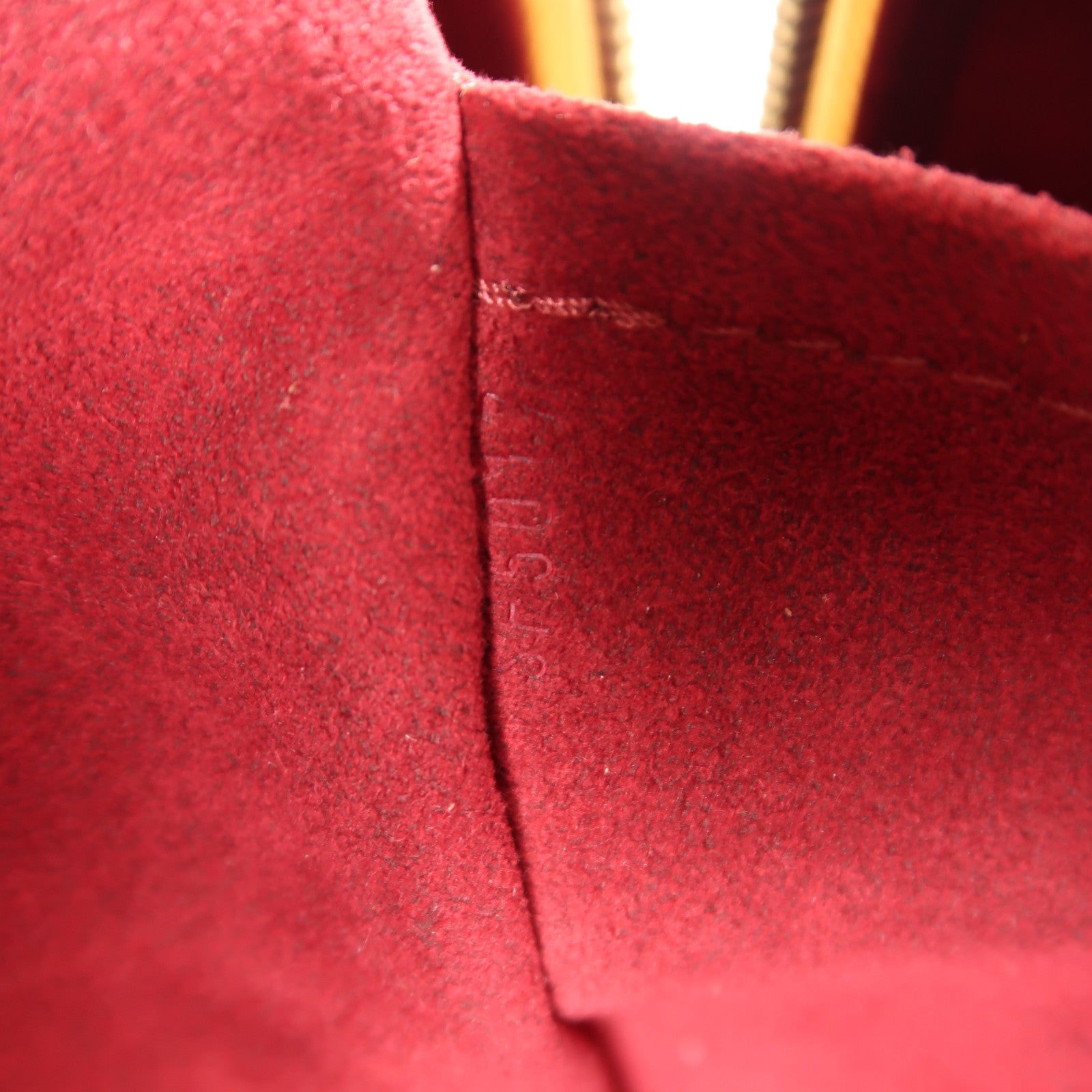 LOUIS VUITTON 【激減優惠】Monogram Multicolore Priscilla金扣手挽袋白色