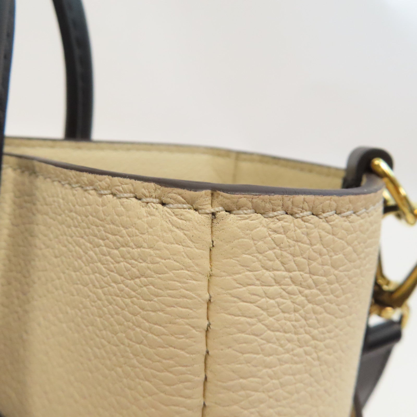 LOUIS VUITTON 【激減優惠】Monogram On My Side MM金扣手挽肩背兩用袋紅色/米色