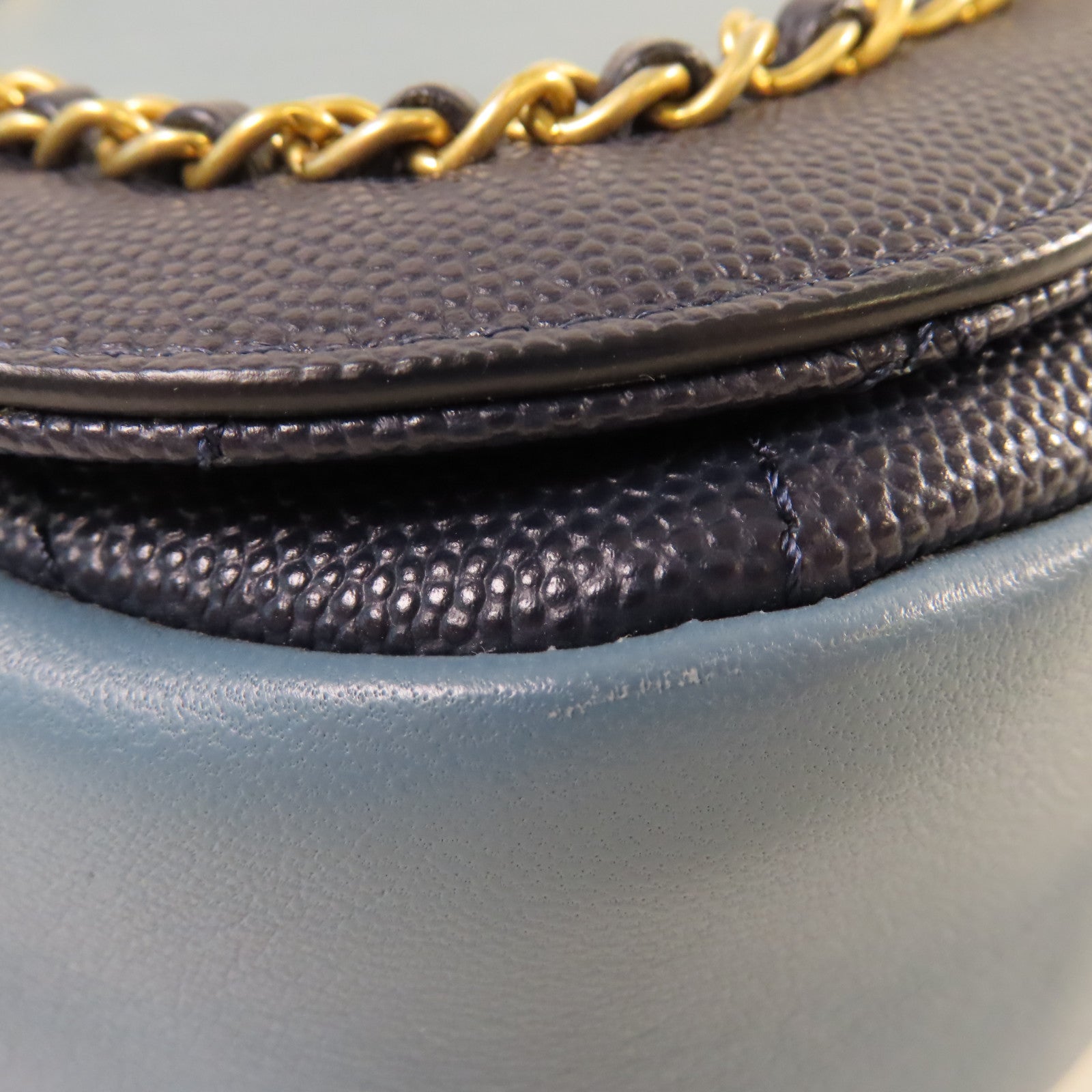 CHANEL 【激減優惠】牛皮皮革/Caviar皮革Chain Shoulder Bag金扣鏈帶肩背袋深藍色/淺藍色