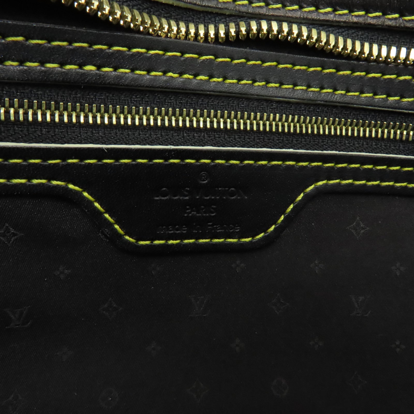 LOUIS VUITTON 【激減優惠】牛皮皮革Epanui PM金扣手挽袋黑色