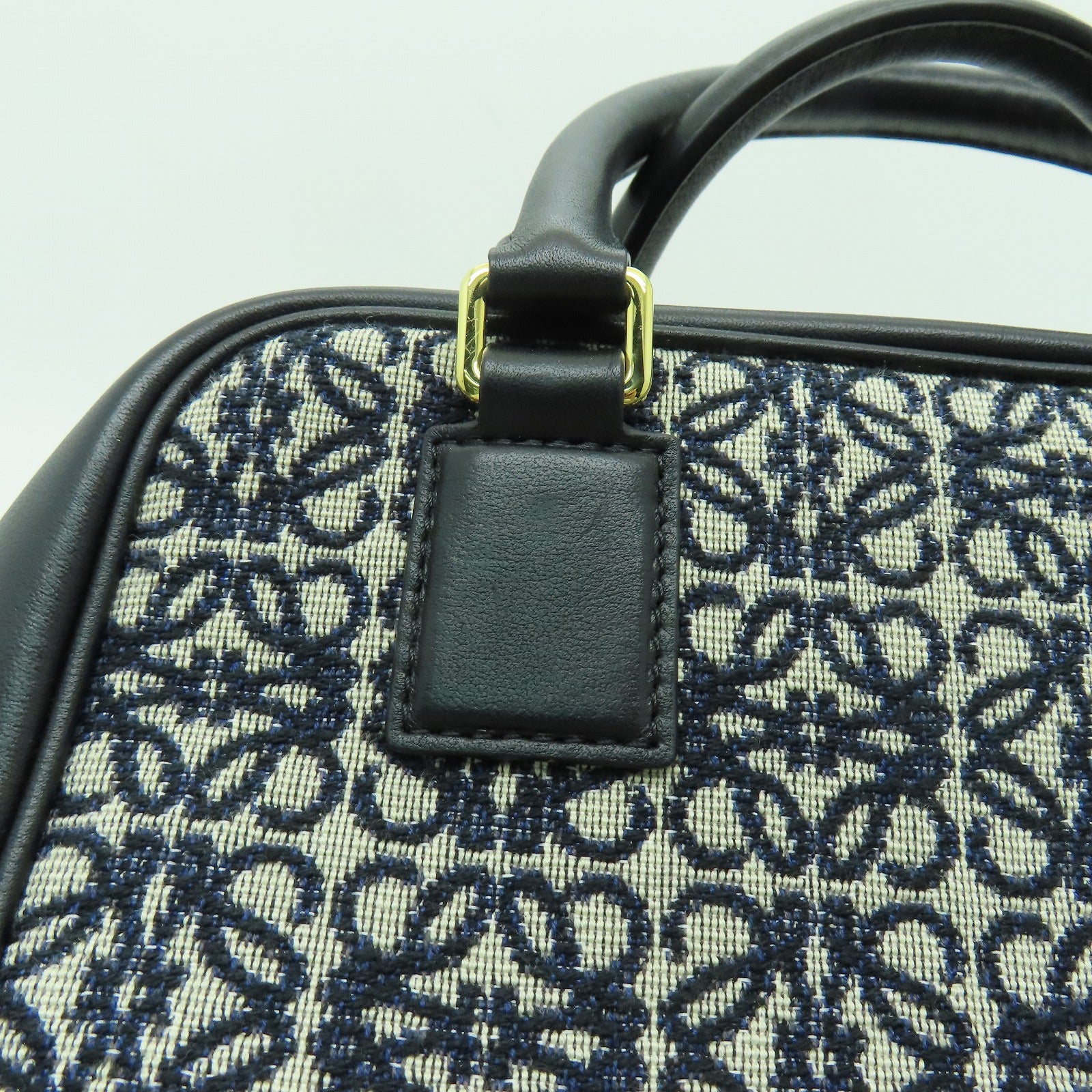 LOEWE 牛皮皮革/帆布Amazon 19金扣手挽肩背兩用袋黑色