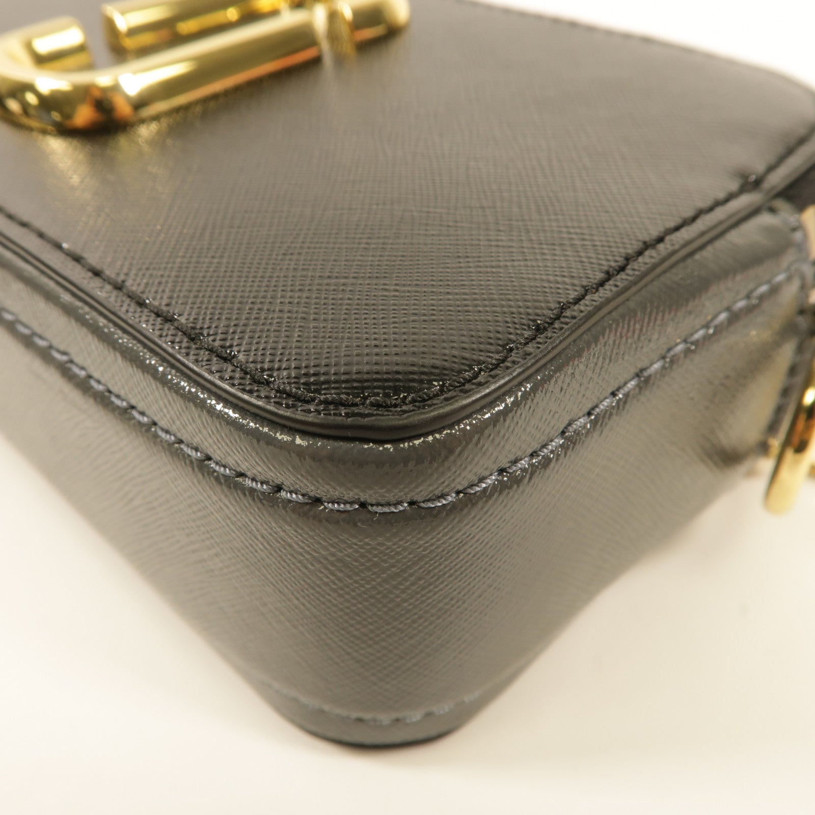 MARC JACOBS 牛皮皮革Shoulder Bag金扣肩背袋
