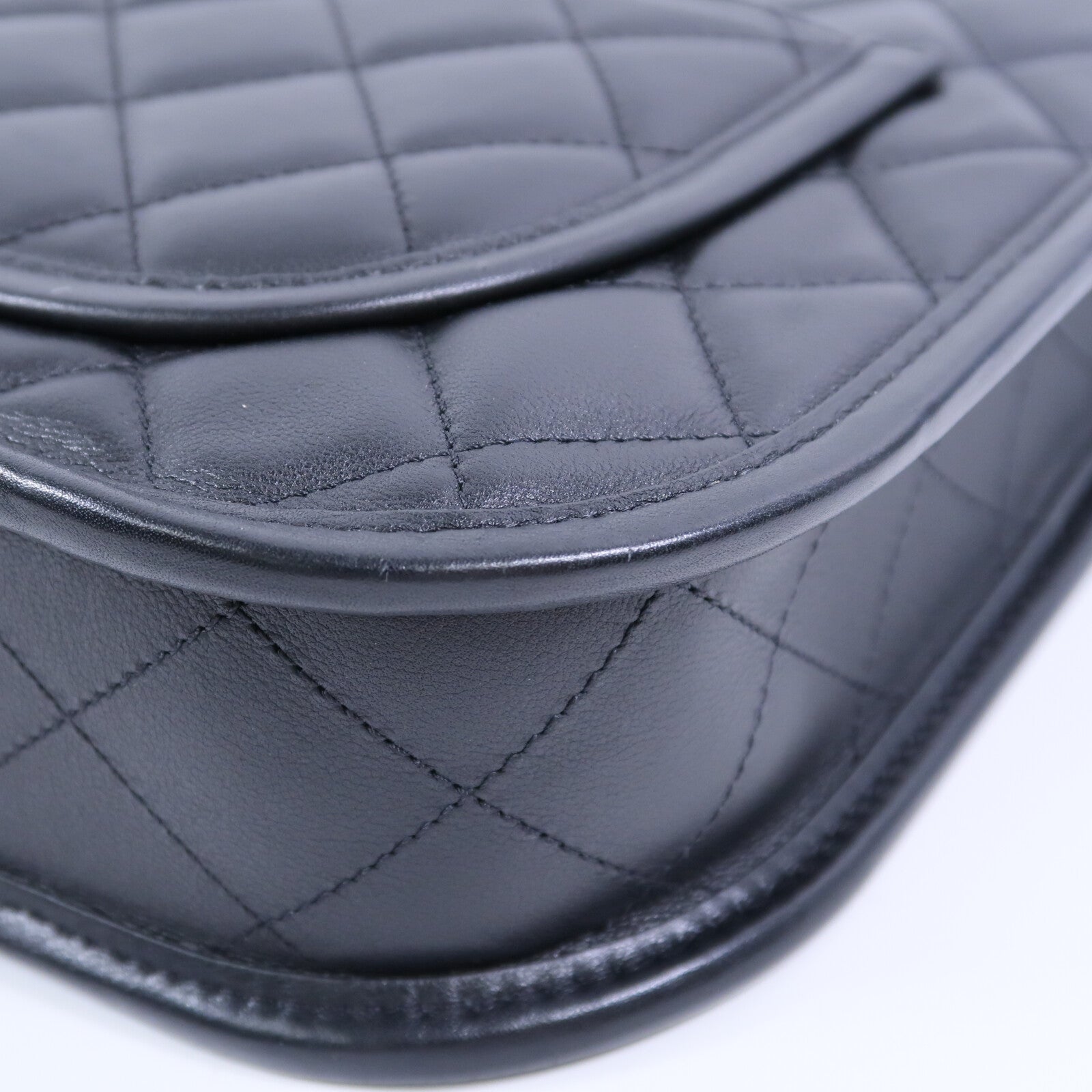 CHANEL 牛皮皮革24S Hobo鏈帶肩背袋