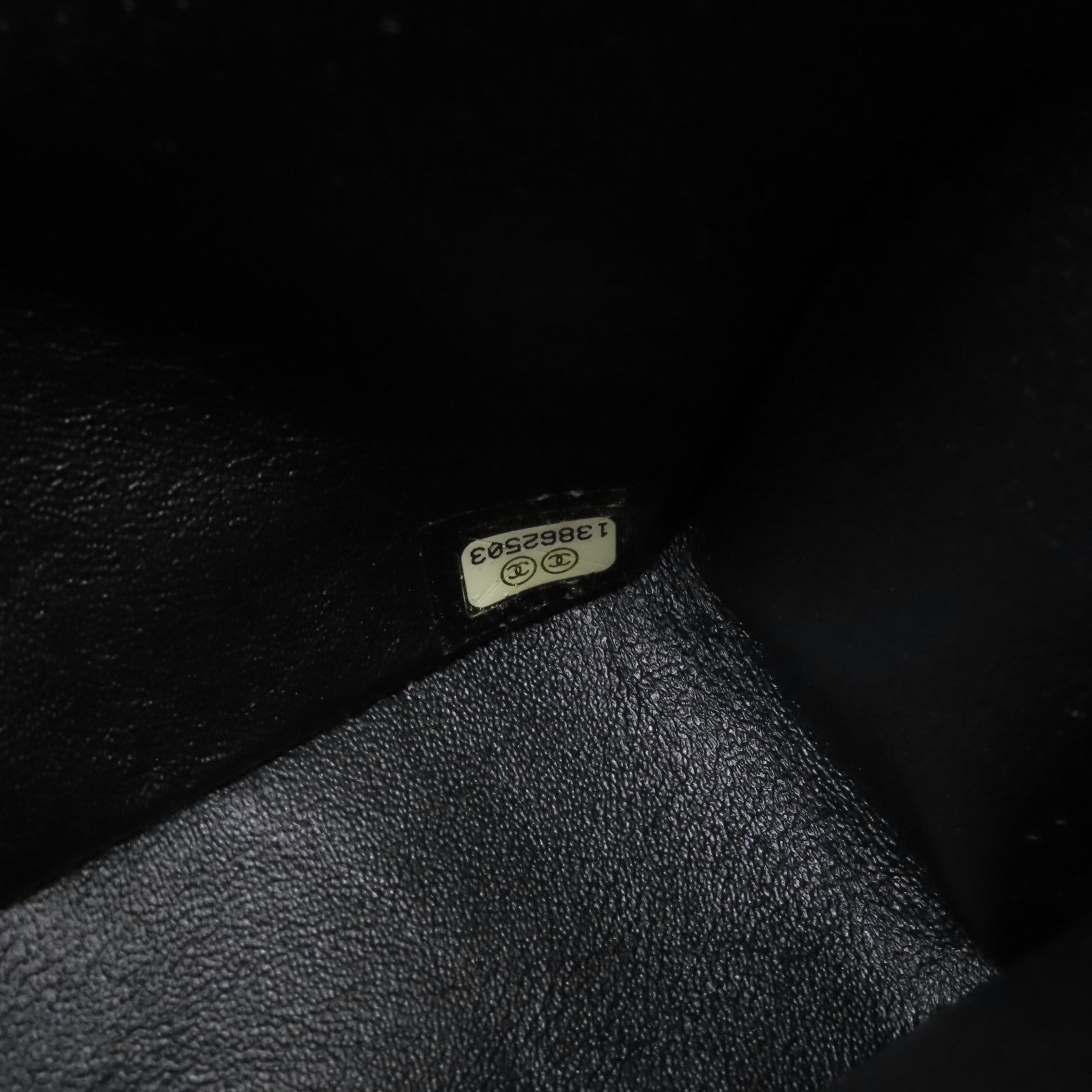 CHANEL 菱格Caviar皮革Classic 25金扣鏈帶肩背袋黑色