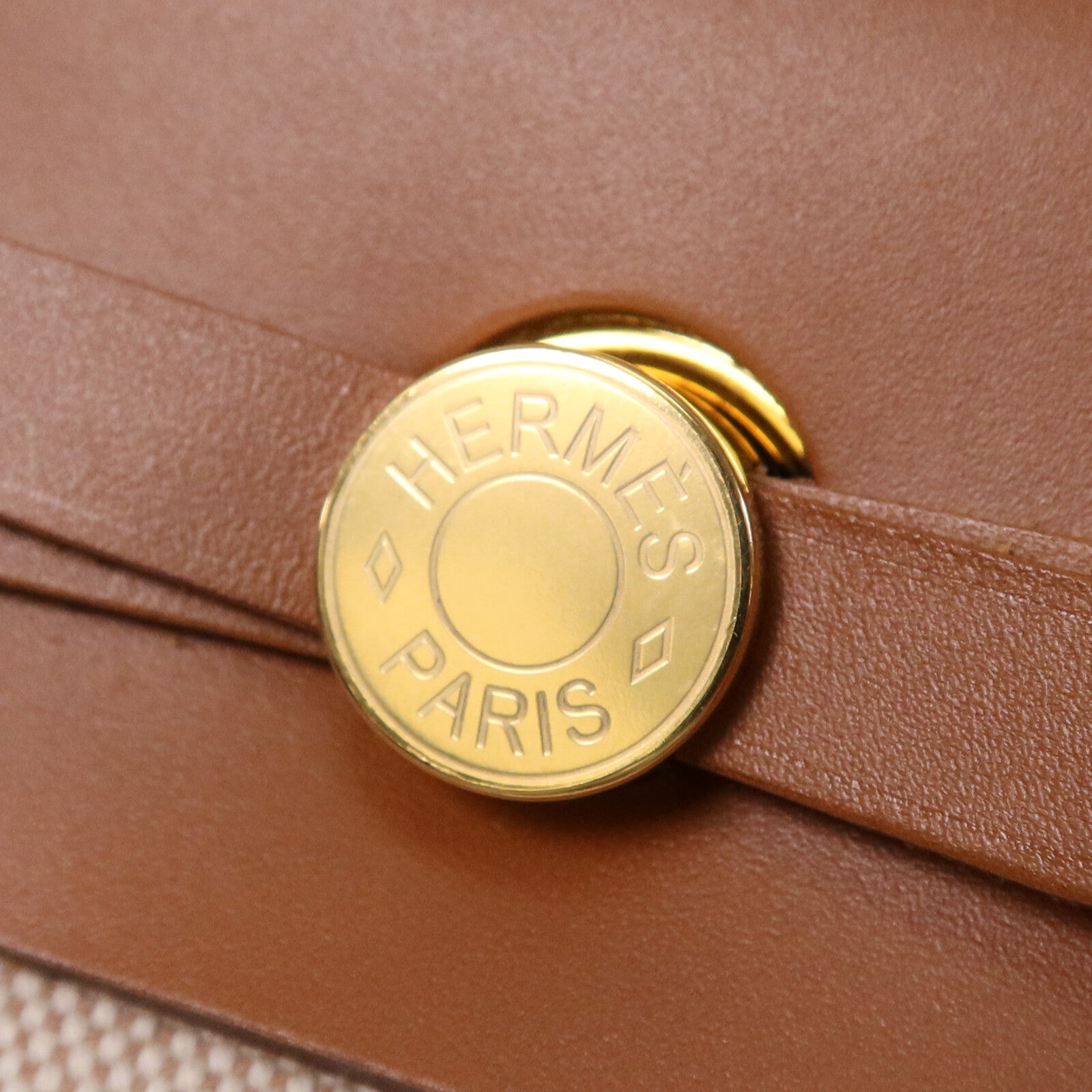 HERMES 帆布Mini Herbag金扣肩背袋Fauve