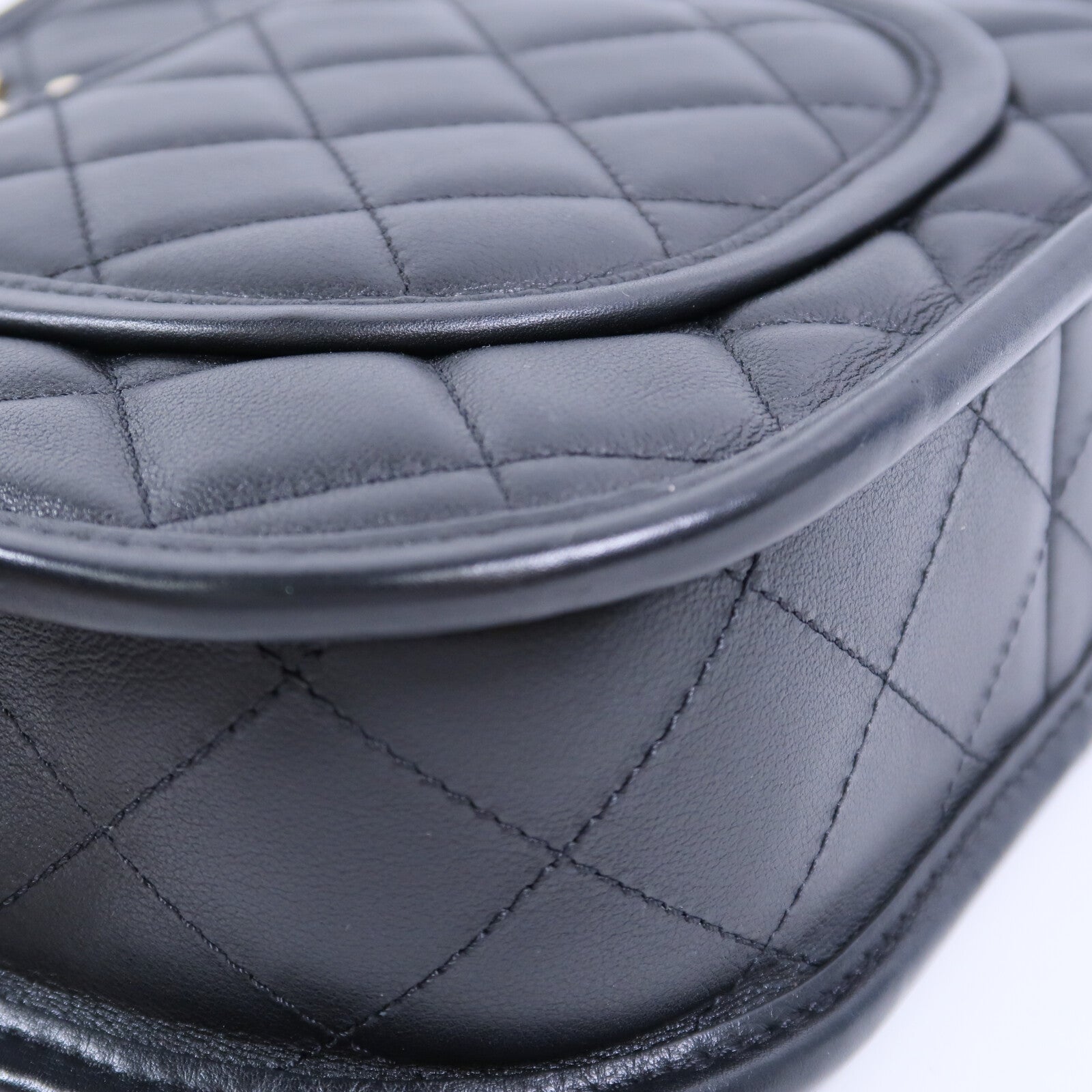 CHANEL 牛皮皮革24S Hobo鏈帶肩背袋