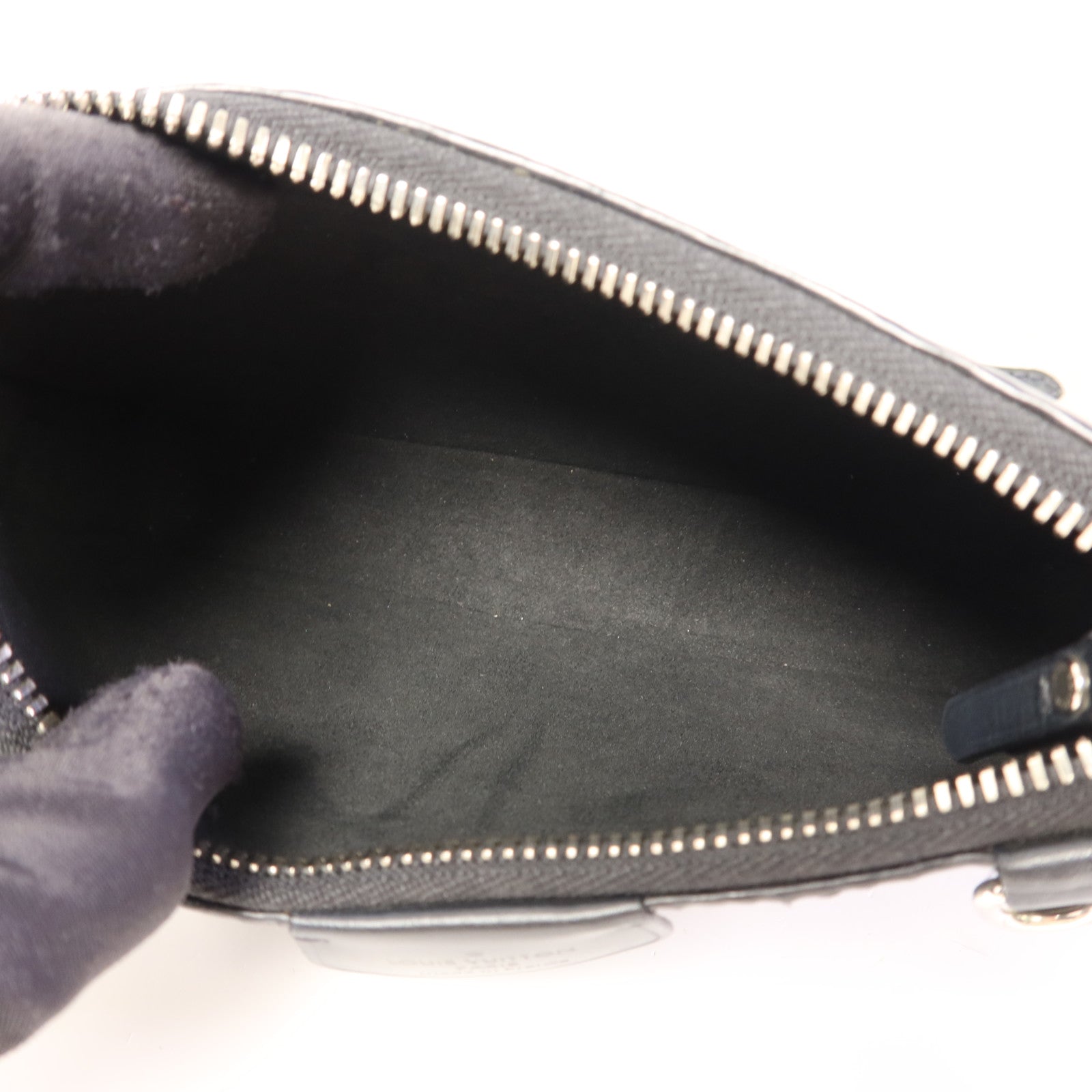 LOUIS VUITTON Epi Easy Pouch on Strap銀扣手挽肩背兩用袋