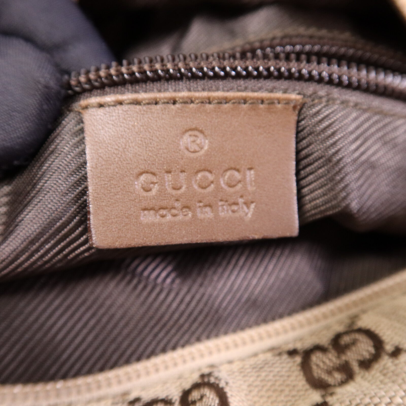 GUCCI 帆布Shoulder Bag銀扣肩背袋