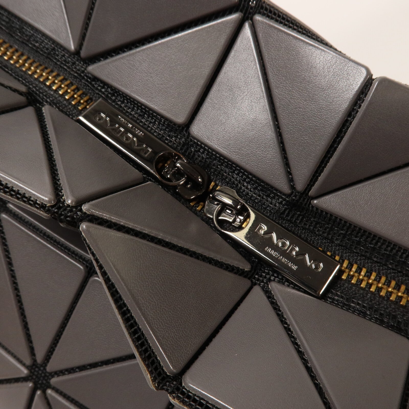 BAO BAO ISSEYMIYAKE PVC Medium Tote手挽袋