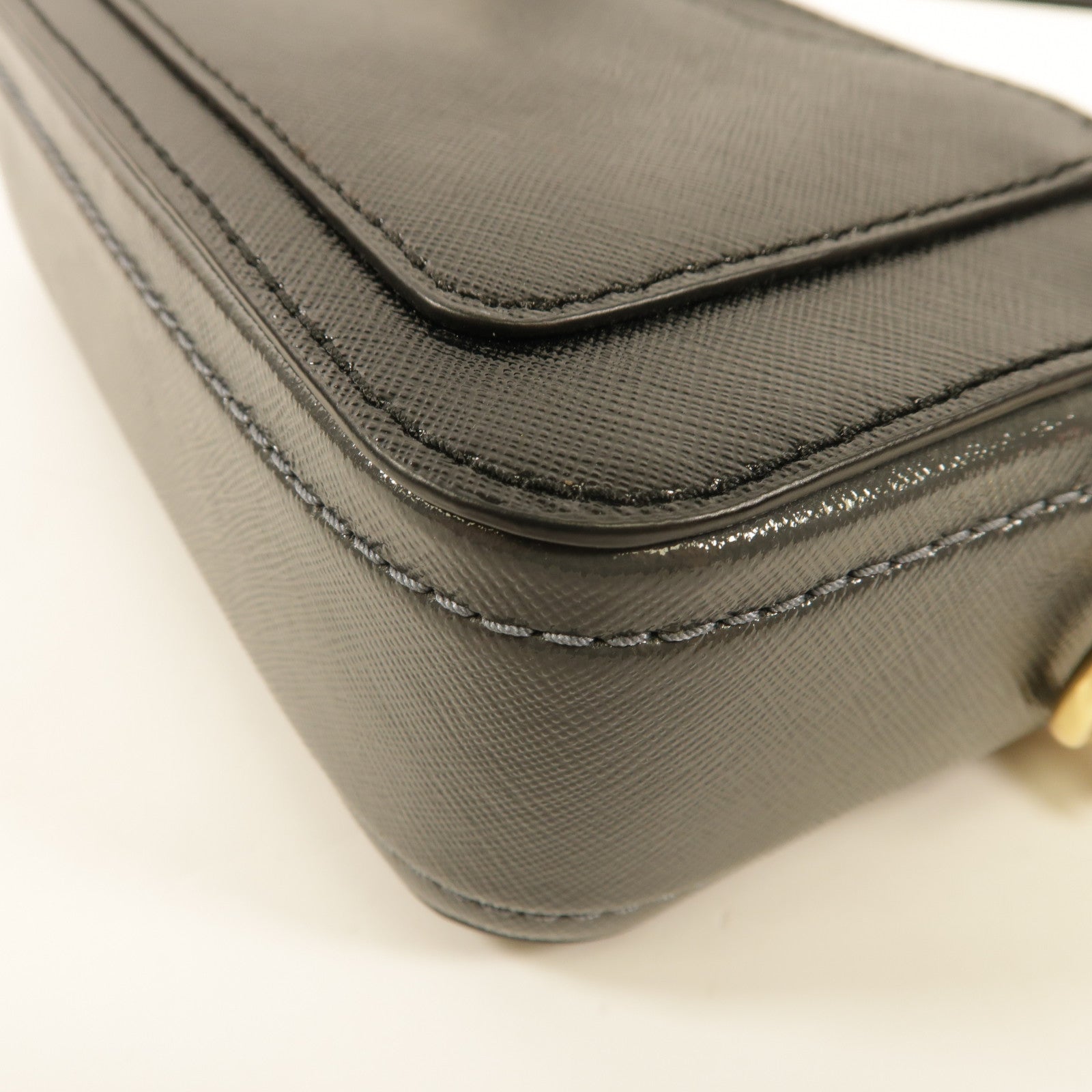 MARC JACOBS 牛皮皮革Shoulder Bag金扣肩背袋