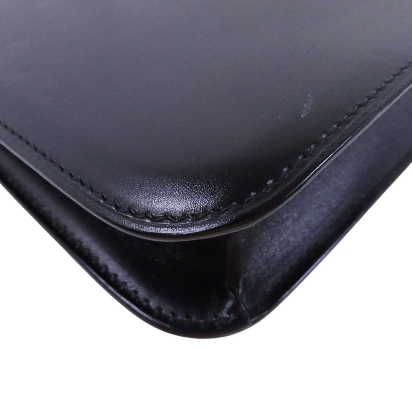 SAINT LAURENT 牛皮皮革Carre Satchel金扣肩背袋