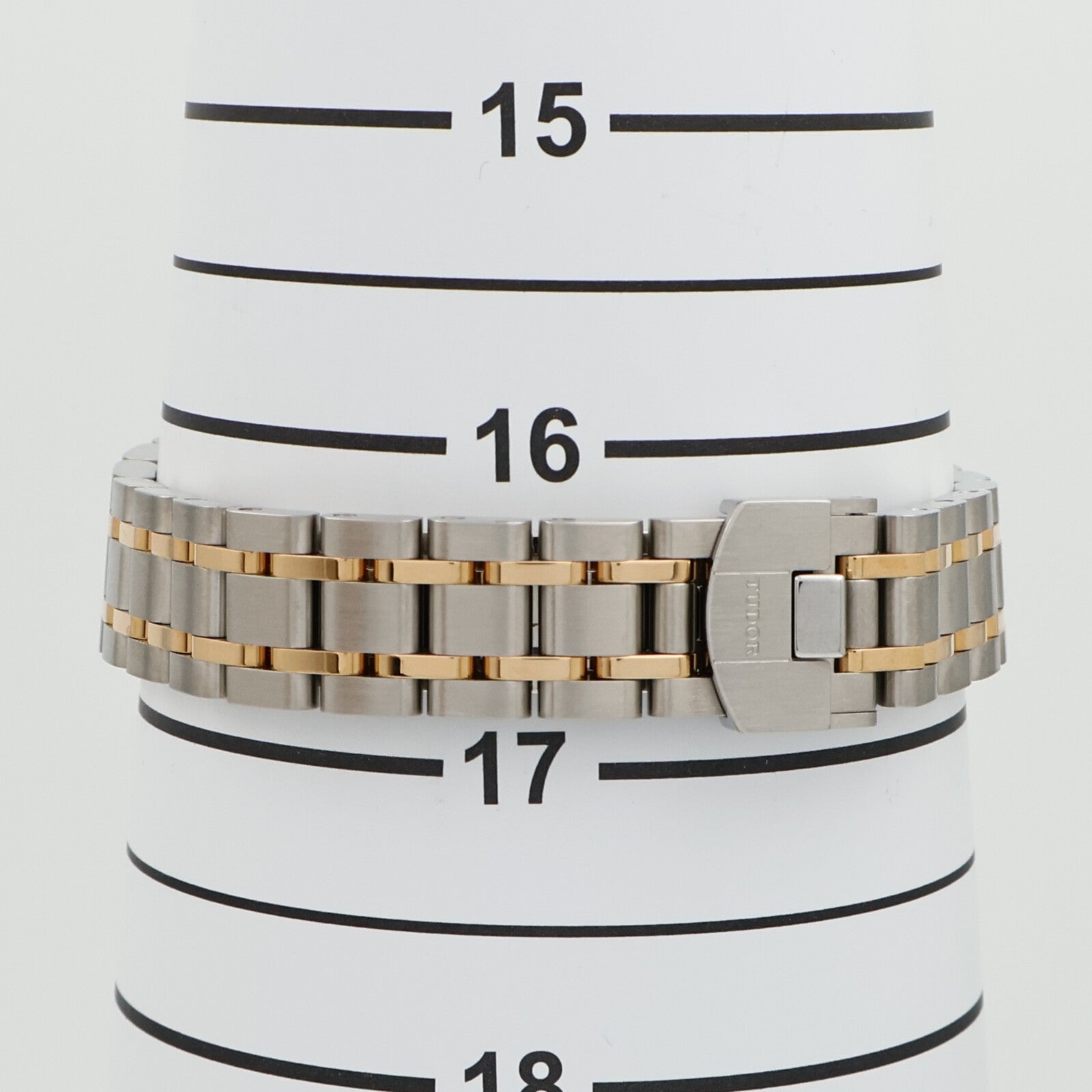 TUDOR Royal M28303