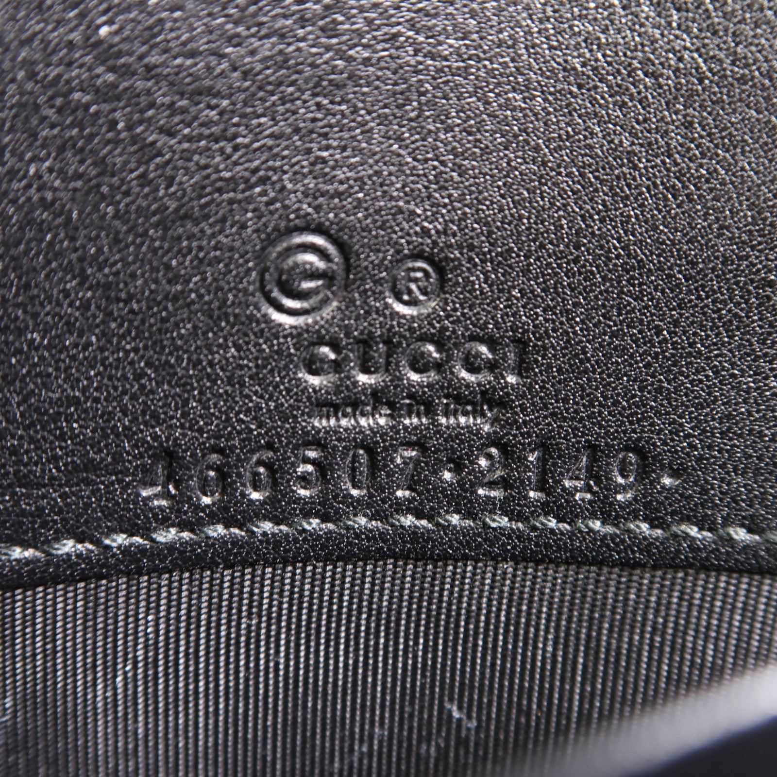 GUCCI 【激減優惠】Guccissima皮革Shoulder Wallet金扣肩背袋黑色