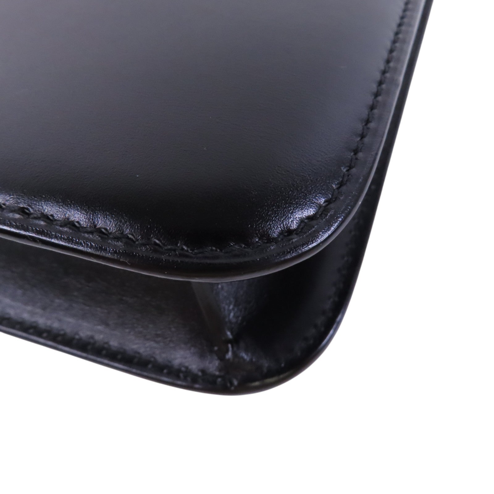 SAINT LAURENT 牛皮皮革Carre Satchel金扣肩背袋