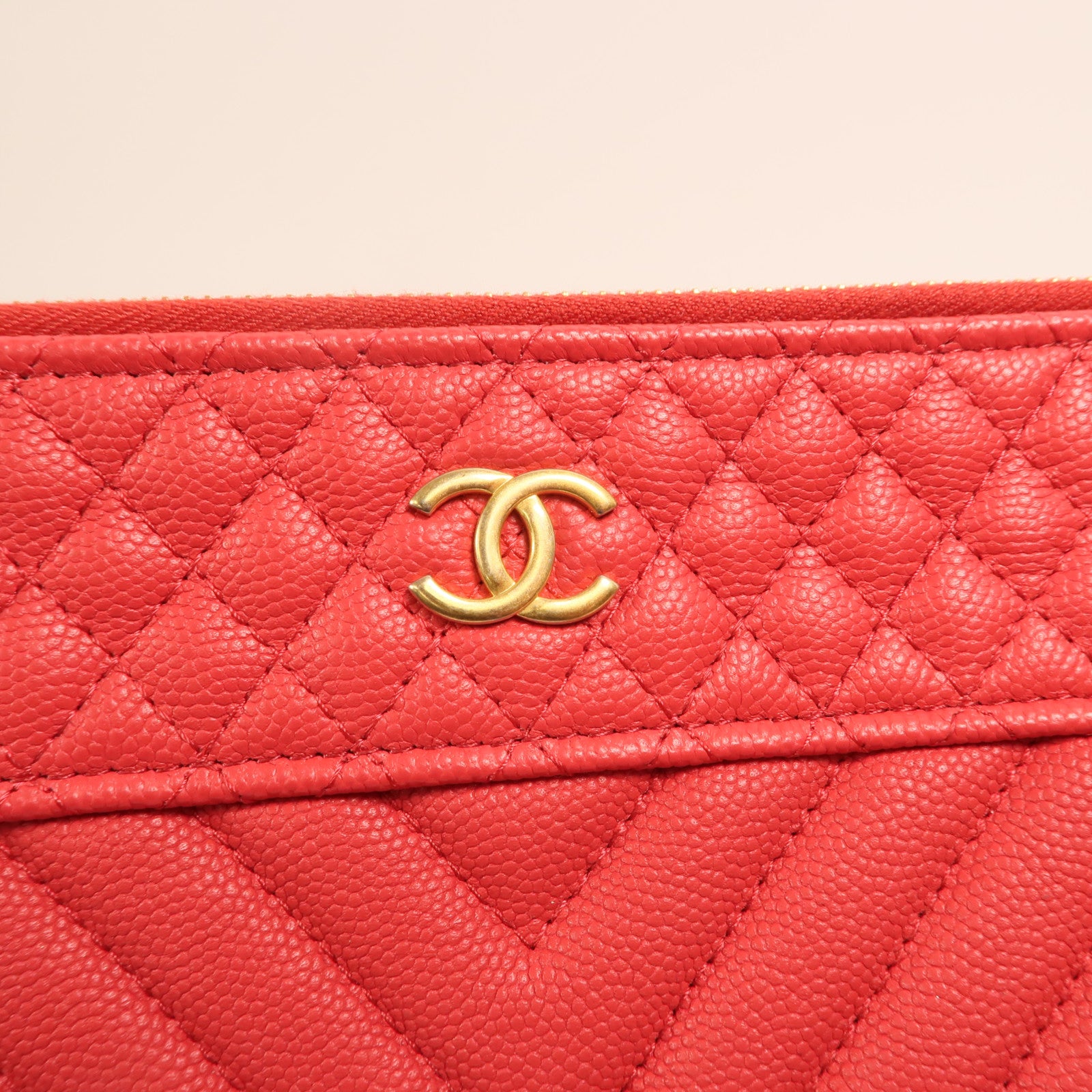 CHANEL 牛皮皮革Clutch金扣手拿包